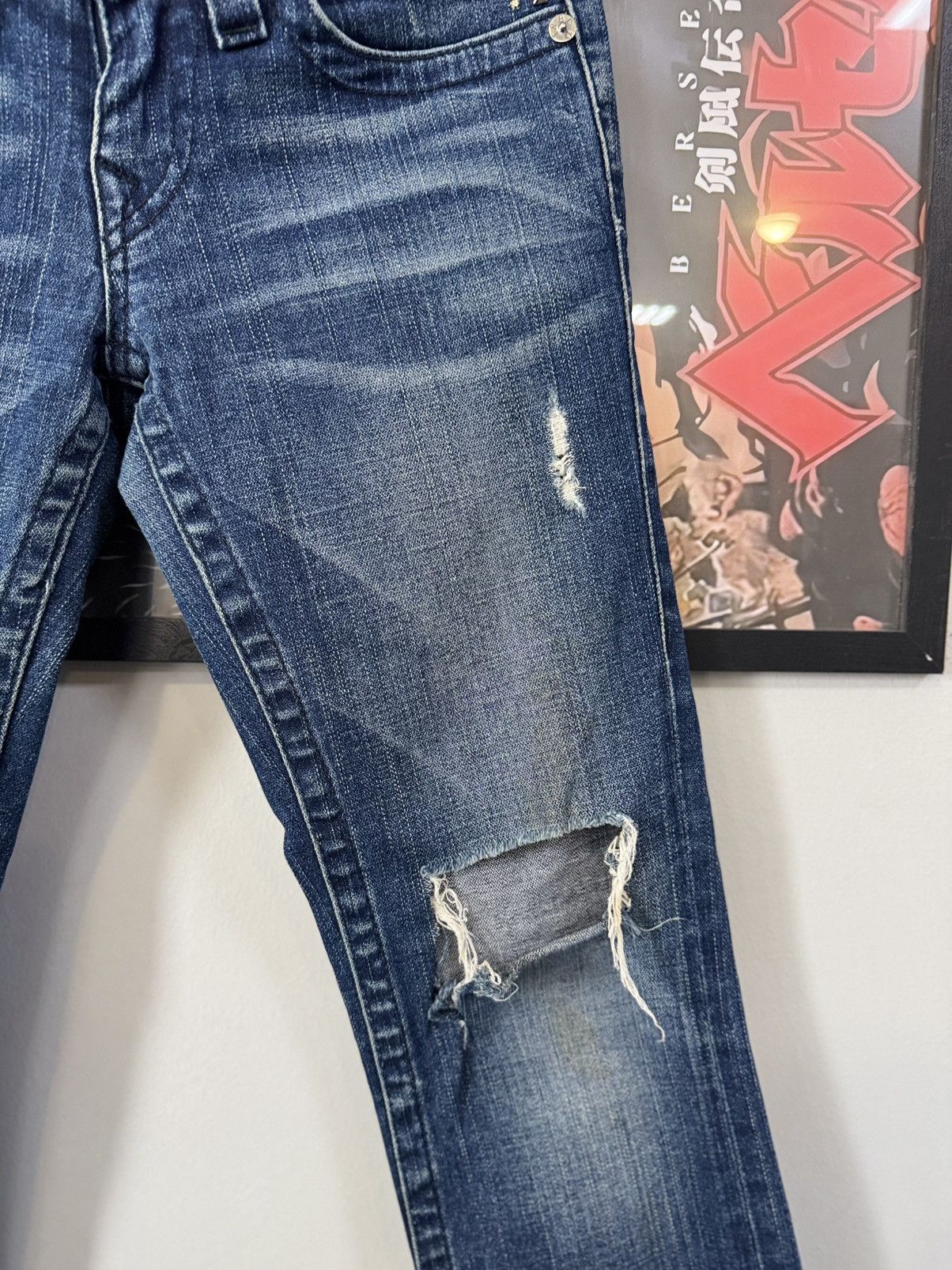 True Religion Rare True Religion stitched Jeans Size 27 Japanesse BIG T Size 27" / US 4 / IT 40 - 2 Thumbnail
