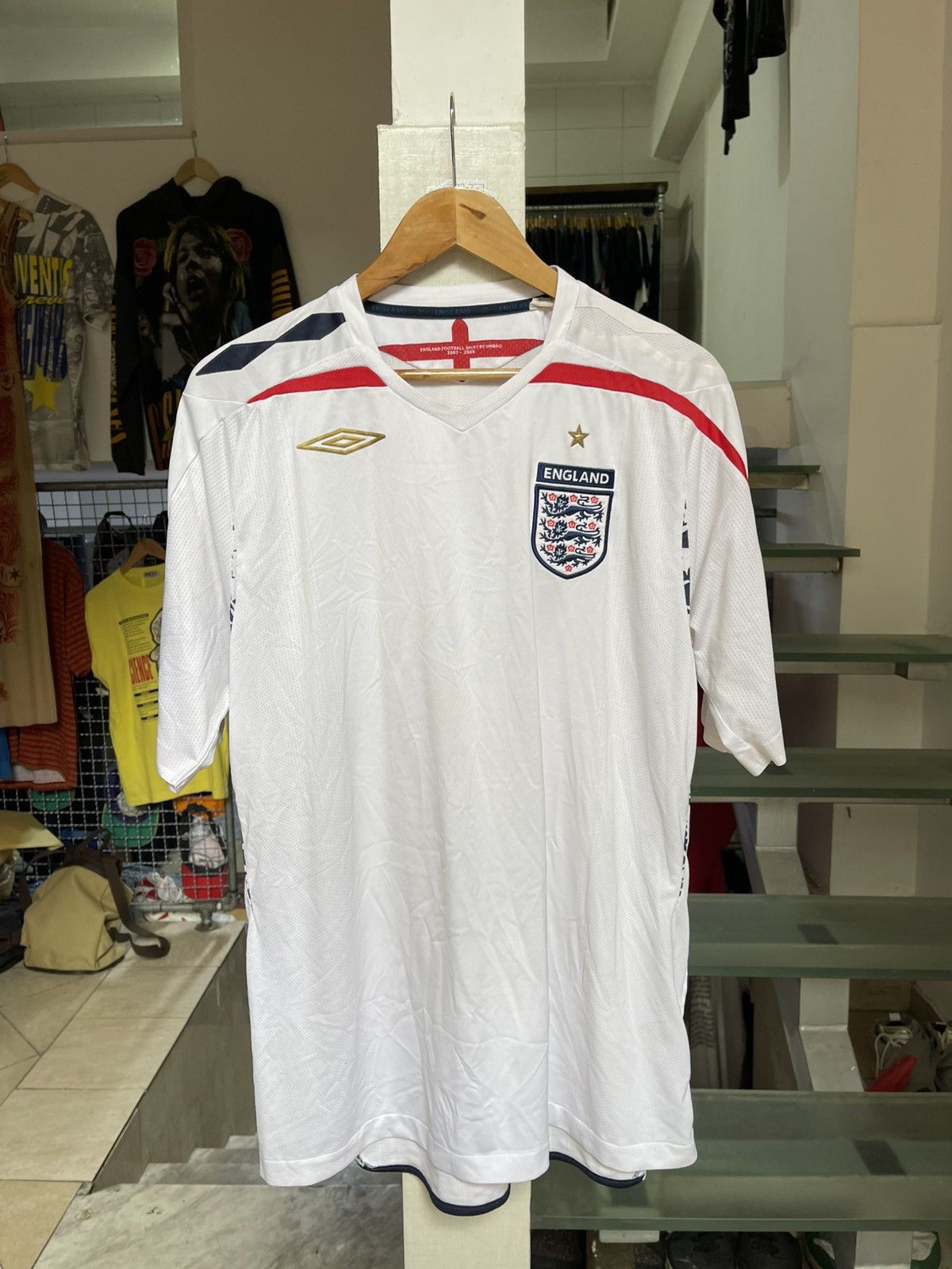 Umbro Vintage Umbro England 2007 2008 jersey Size US XL / EU 56 / 4 - 1 Thumbnail