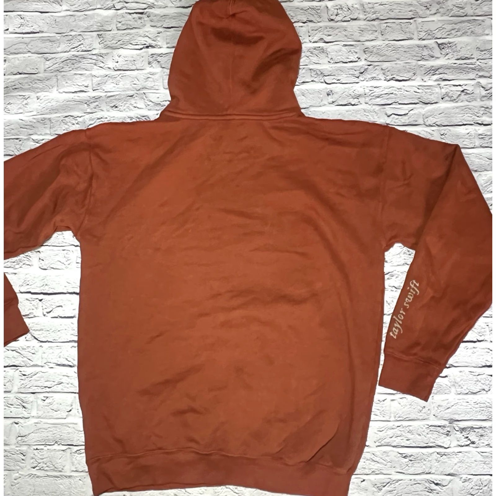 Vintage Taylor Swift Hoodie Pullover Women S Orange Logo Sweatshirt Big Burnt Orange Braided Evermore 90s? Size S / US 4 / IT 40 - 5 Thumbnail