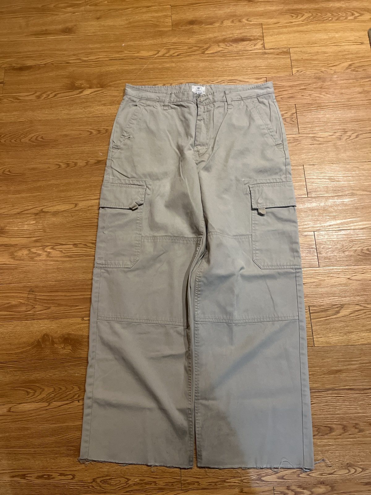 Gap vintage y2k baggy gap khaki cargo double knees Size US 36 / EU 52 - 2 Thumbnail