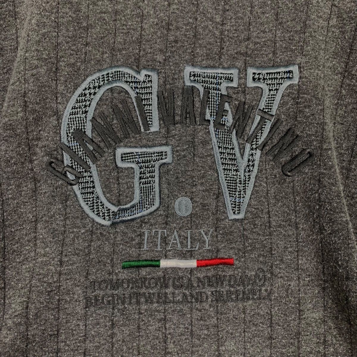 Gianni Valentino GIANNI VALENTINO Embroidery Big Logo Sweatshirt #0554-C26 Size US L / EU 52-54 / 3 - 7 Thumbnail