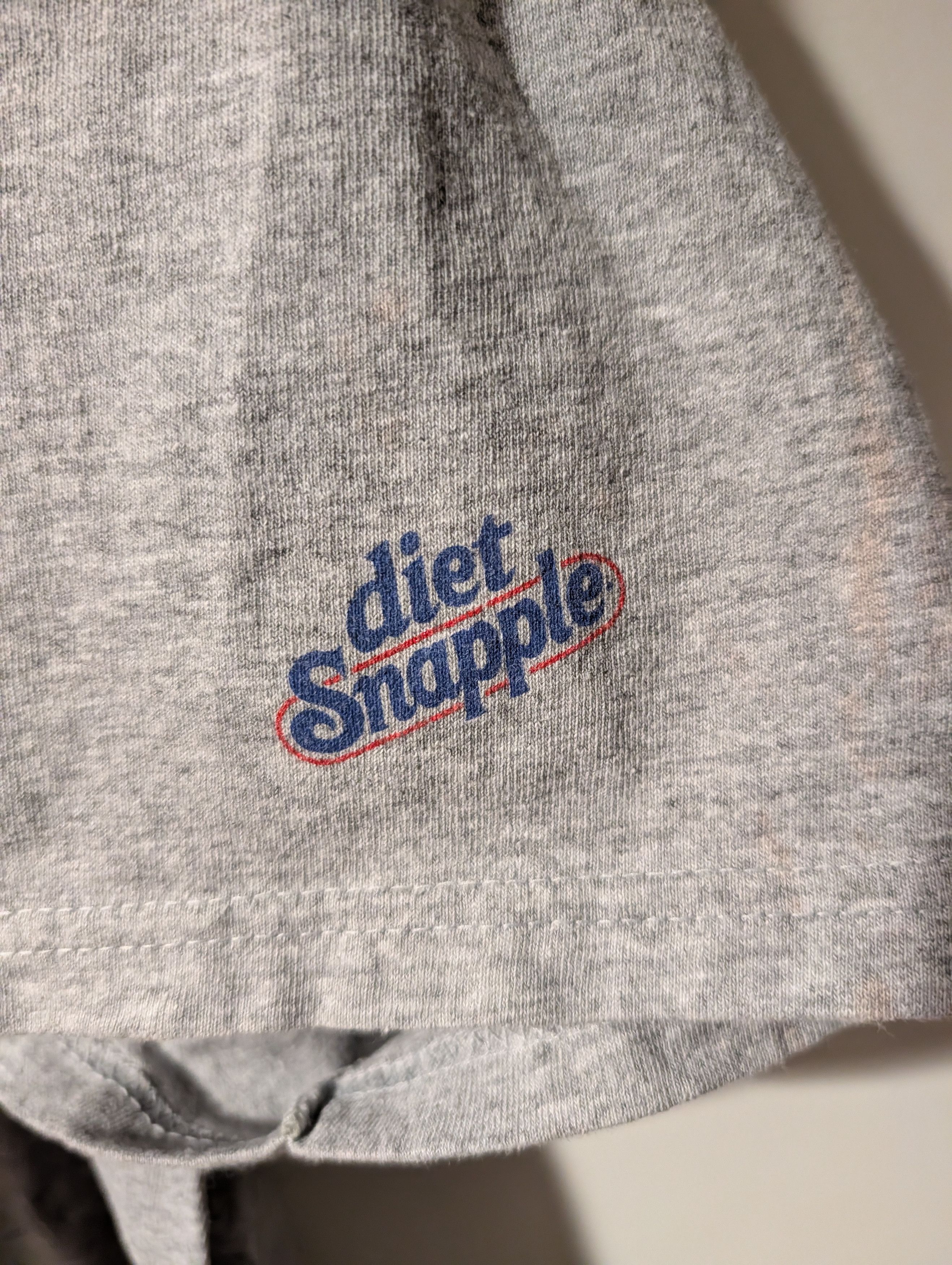Gildan Vintage 90s Snapple Moody Smiley Face T-Shirt Mens XL Grey Size US XL / EU 56 / 4 - 4 Thumbnail
