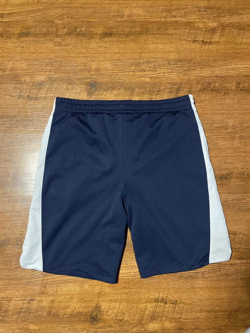 NCAA Vintage NCAA Arizona Wildcats Mesh Shorts Size US 36 / EU 52 - 4 Thumbnail
