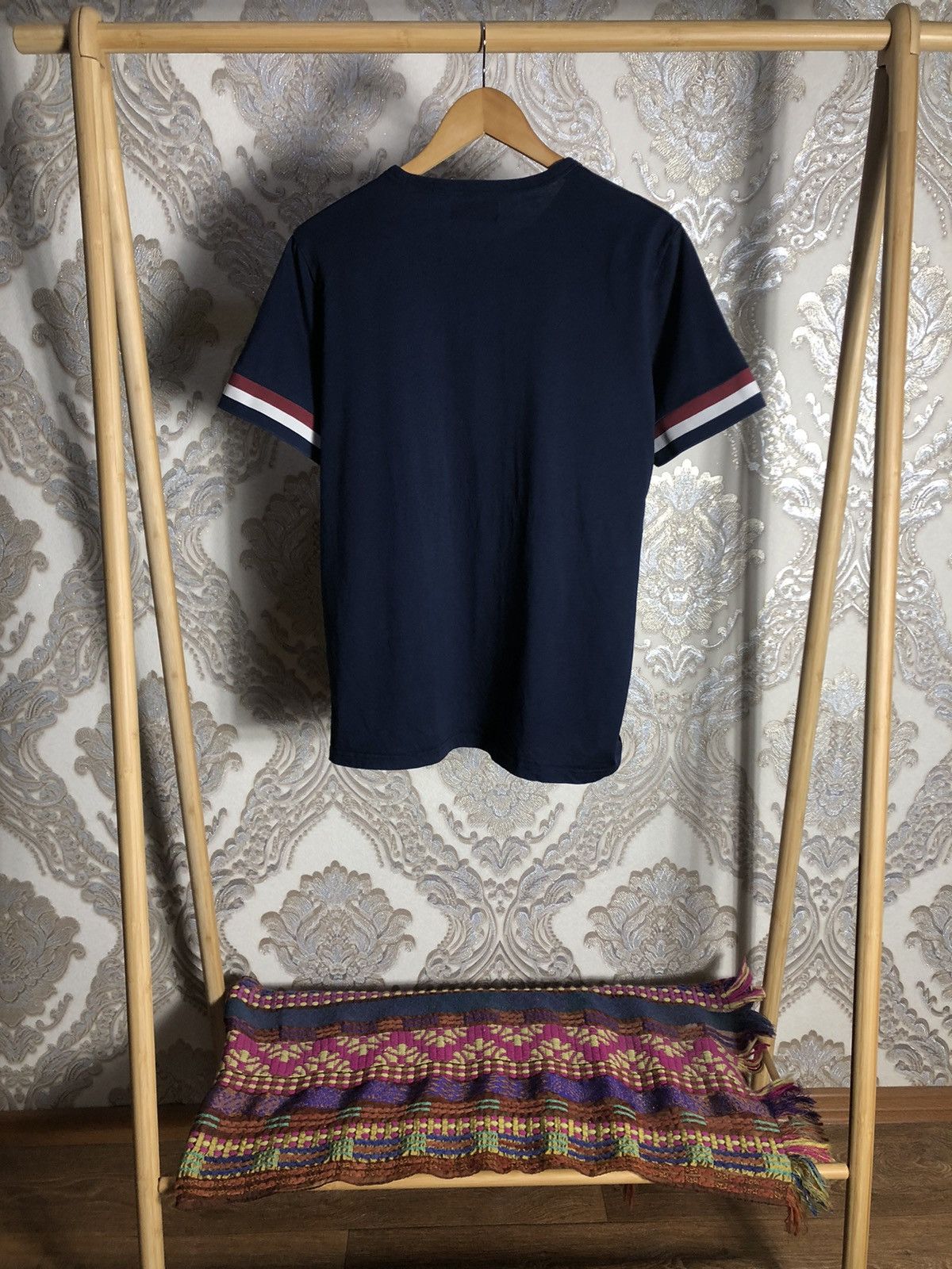Fred Perry VERY RARE FRED PERRY CLASSIC DESIGNER T-SHIRT CASUAL Y2K 90s Size US L / EU 52-54 / 3 - 5 Thumbnail