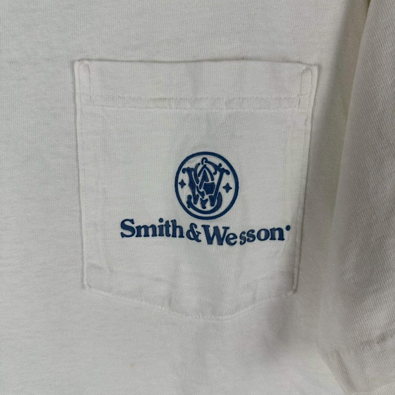 Vintage 90s Smith & Wesson An American Tradition Firearm Promo Tee Size US XL / EU 56 / 4 - 2 Thumbnail