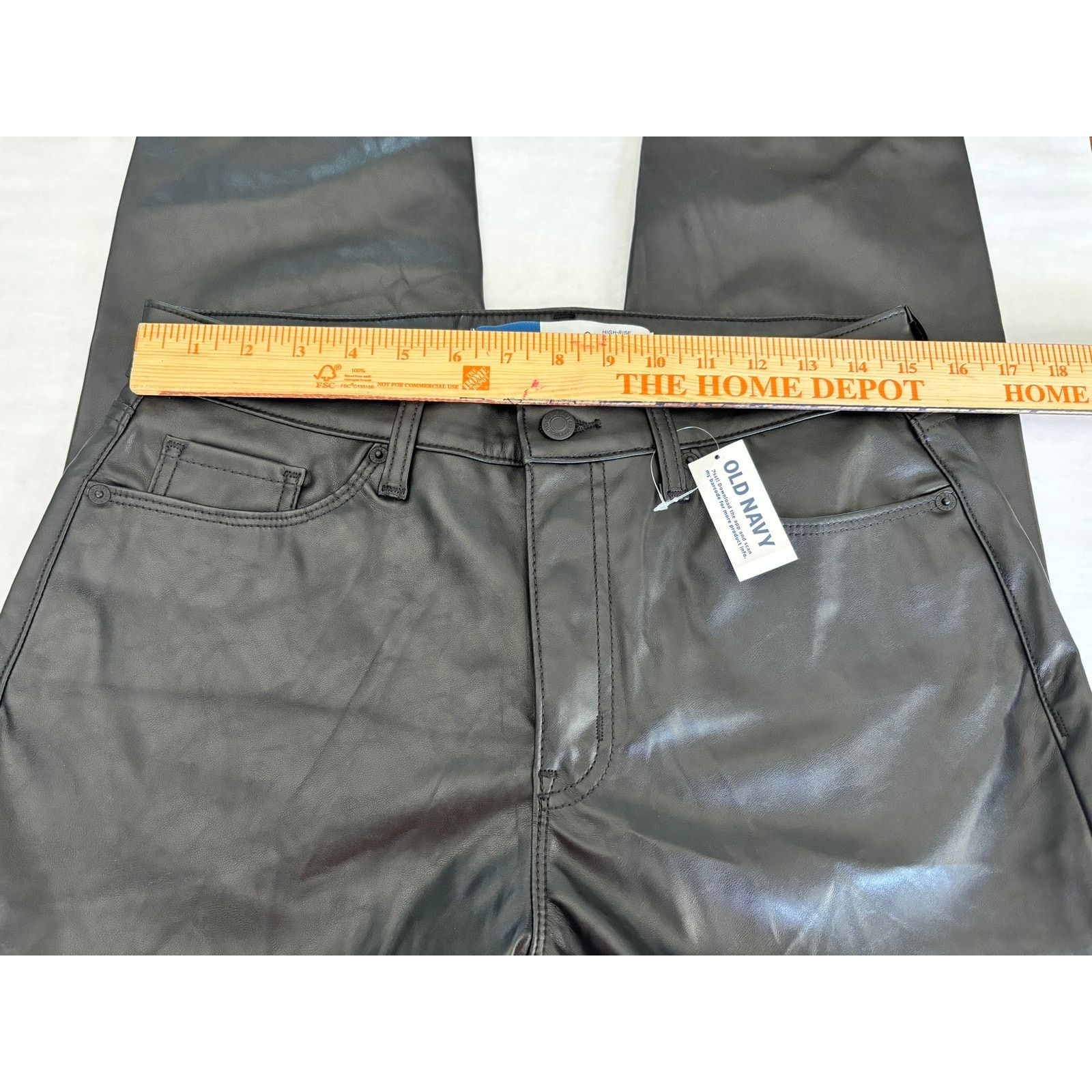 Old Navy NWT Old Navy Faux Leather High Rise Straight Pants Size 10 Size 32" / US 10 / IT 46 - 3 Thumbnail