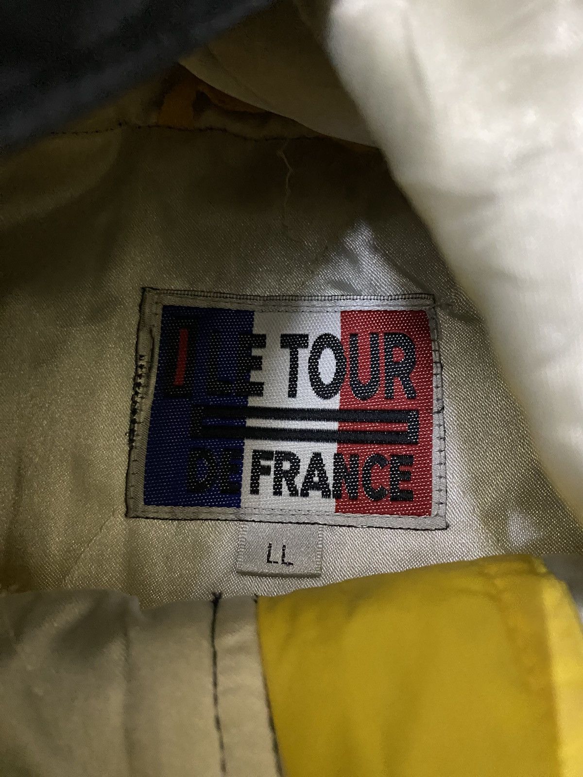 Vintage Vintage Official Tour De France Raincoat Size US XL / EU 56 / 4 - 6 Thumbnail