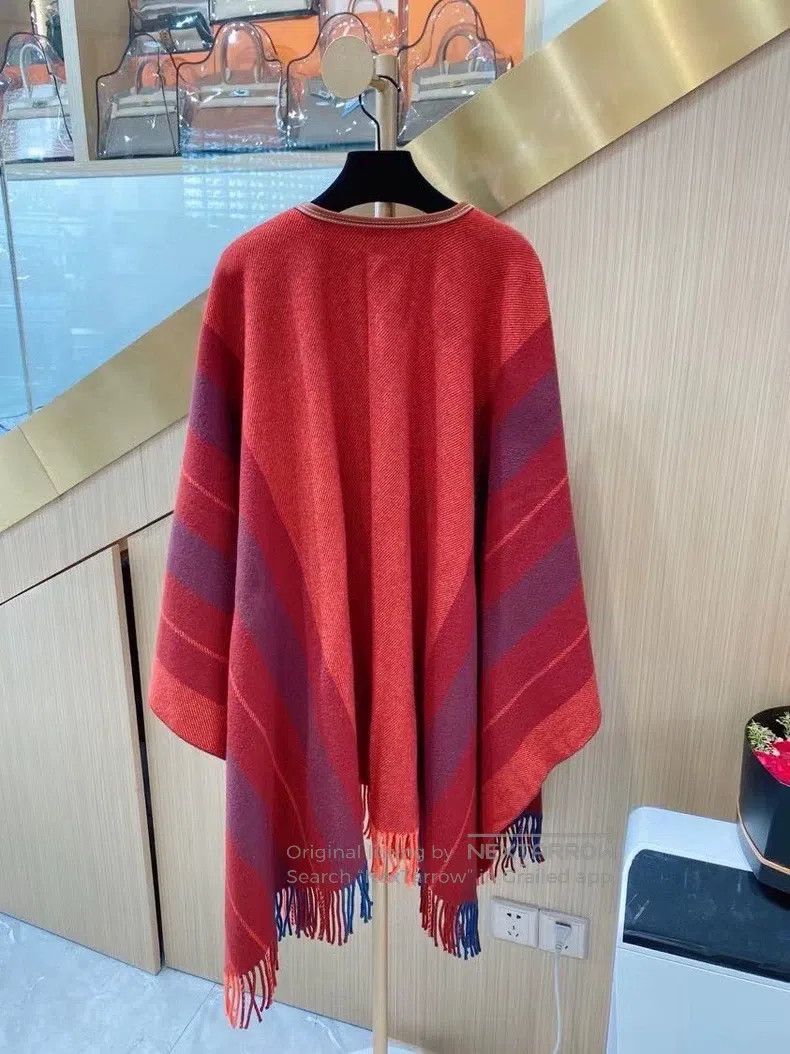Hermes Hermes Red striped fringed cloak Size M / US 6-8 / IT 42-44 - 2 Thumbnail