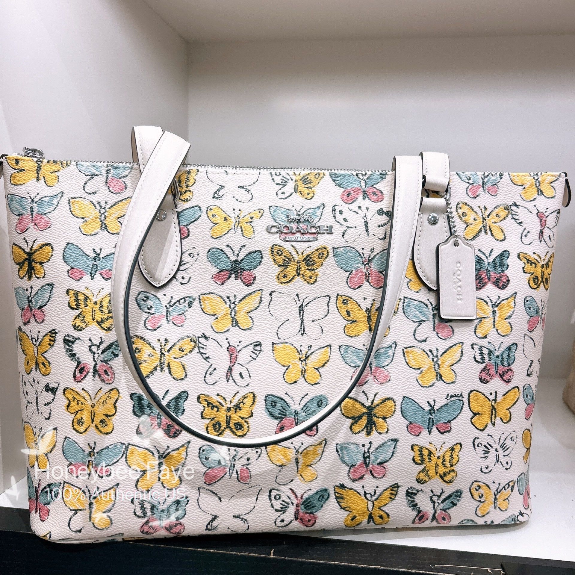トートバッグ COACH Gallery Tote Bag With Butterfly Print   CAR36 NWT Coach Gallery Tote Bag With Butterfly Print CAR36 | eBay