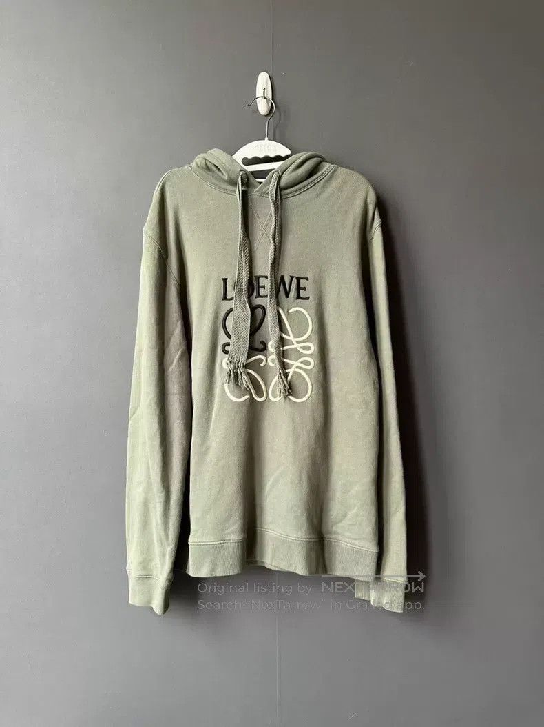 Loewe Loewe Embroidered Large Logo Drawstring Hoodie Size US L / EU 52-54 / 3 - 1 Thumbnail