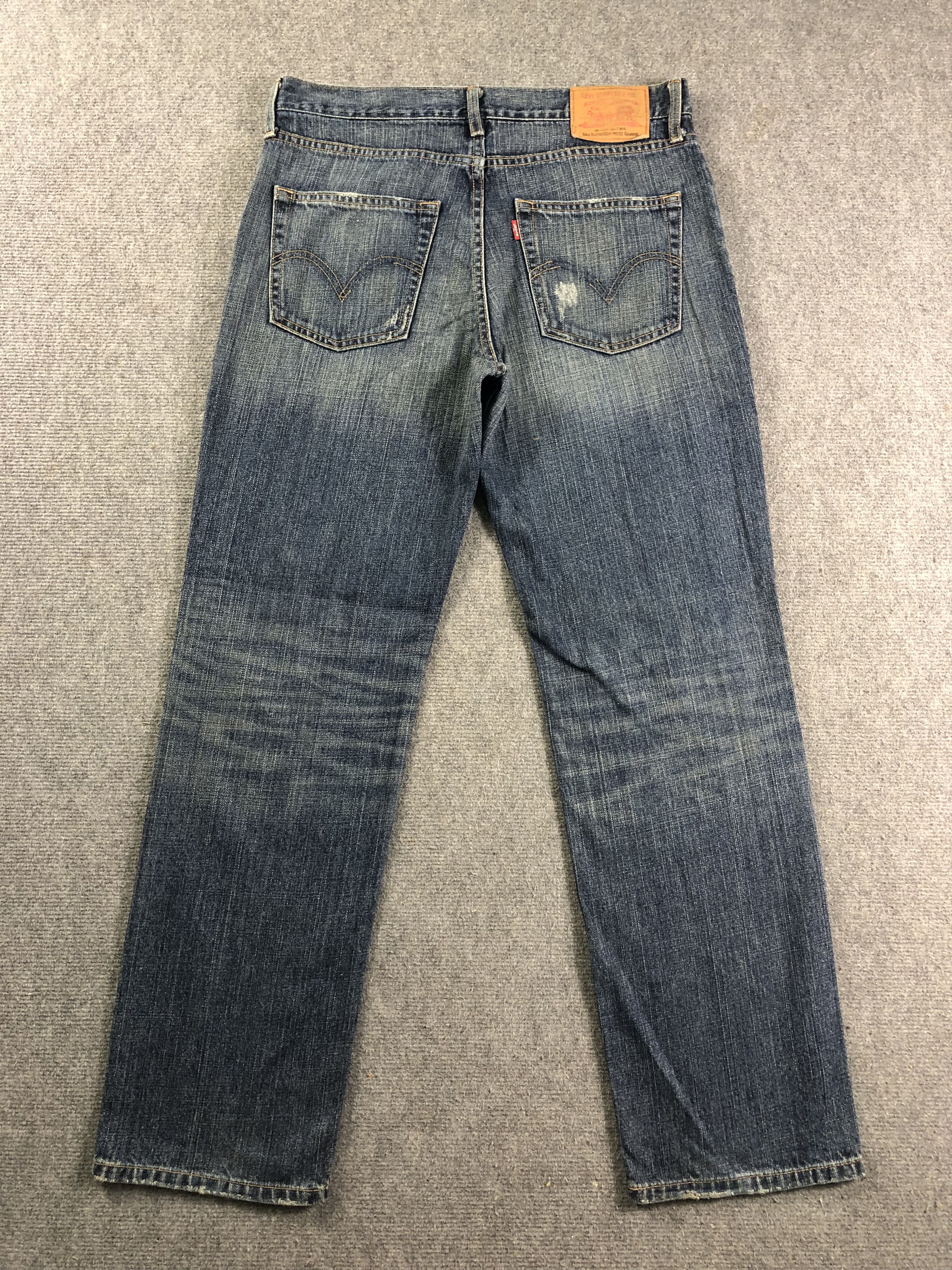 Levi's Faded Blue Levis Denim Jeans 35x31.5 Size US 35 - 12 Thumbnail