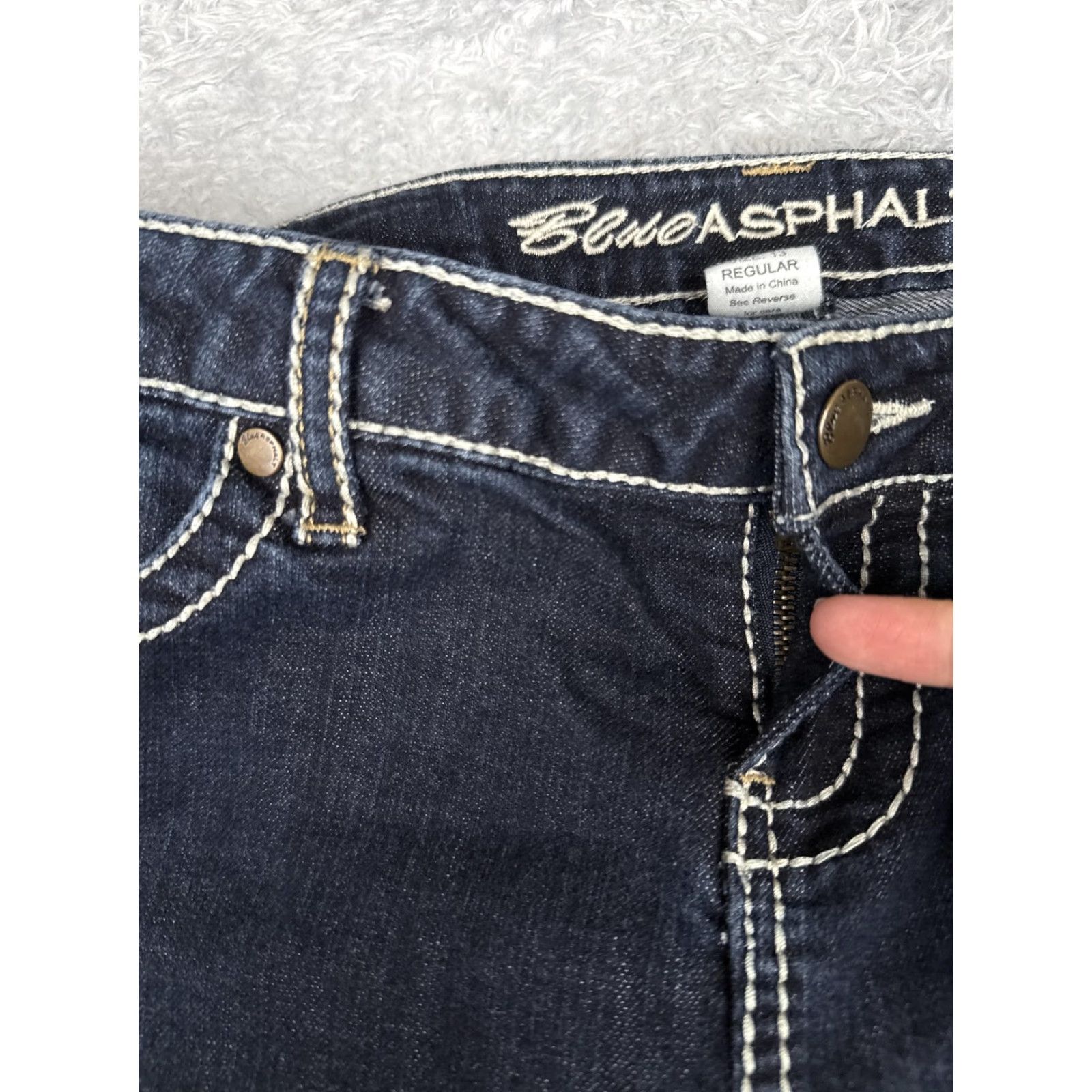 Vintage Blue Asphalt Jeans Bootcut Juniors 13 Dark Wash Low Rise 32x27 Denim Stretch 5-Pocket Womens Girls (063) Size 34" / US 12 / IT 48 - 5 Thumbnail