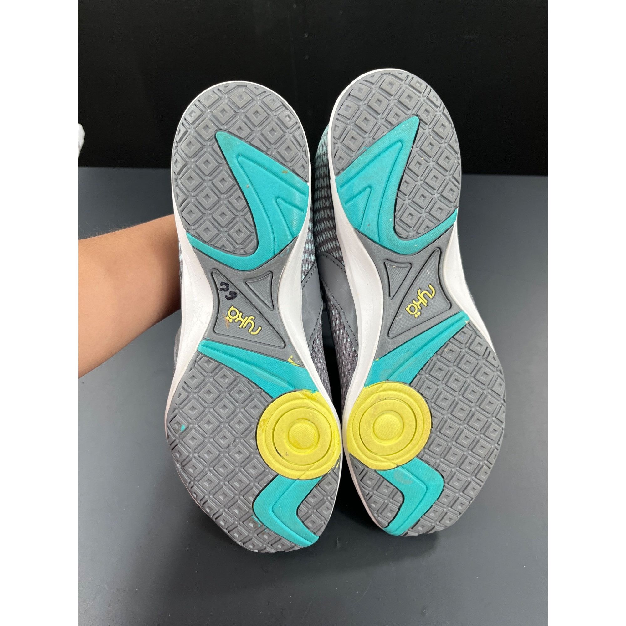 Other Ryka SKU 7793 Womens Grey and Teal Athletic training Shoes S Size US 9.5 / IT 39.5 - 7 Thumbnail