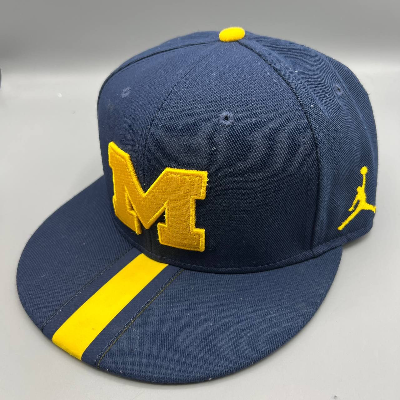 Jordan Brand Michigan Wolverines x Air Jordan Hat Men Snap Back Cap Size ONE SIZE - 1 Thumbnail