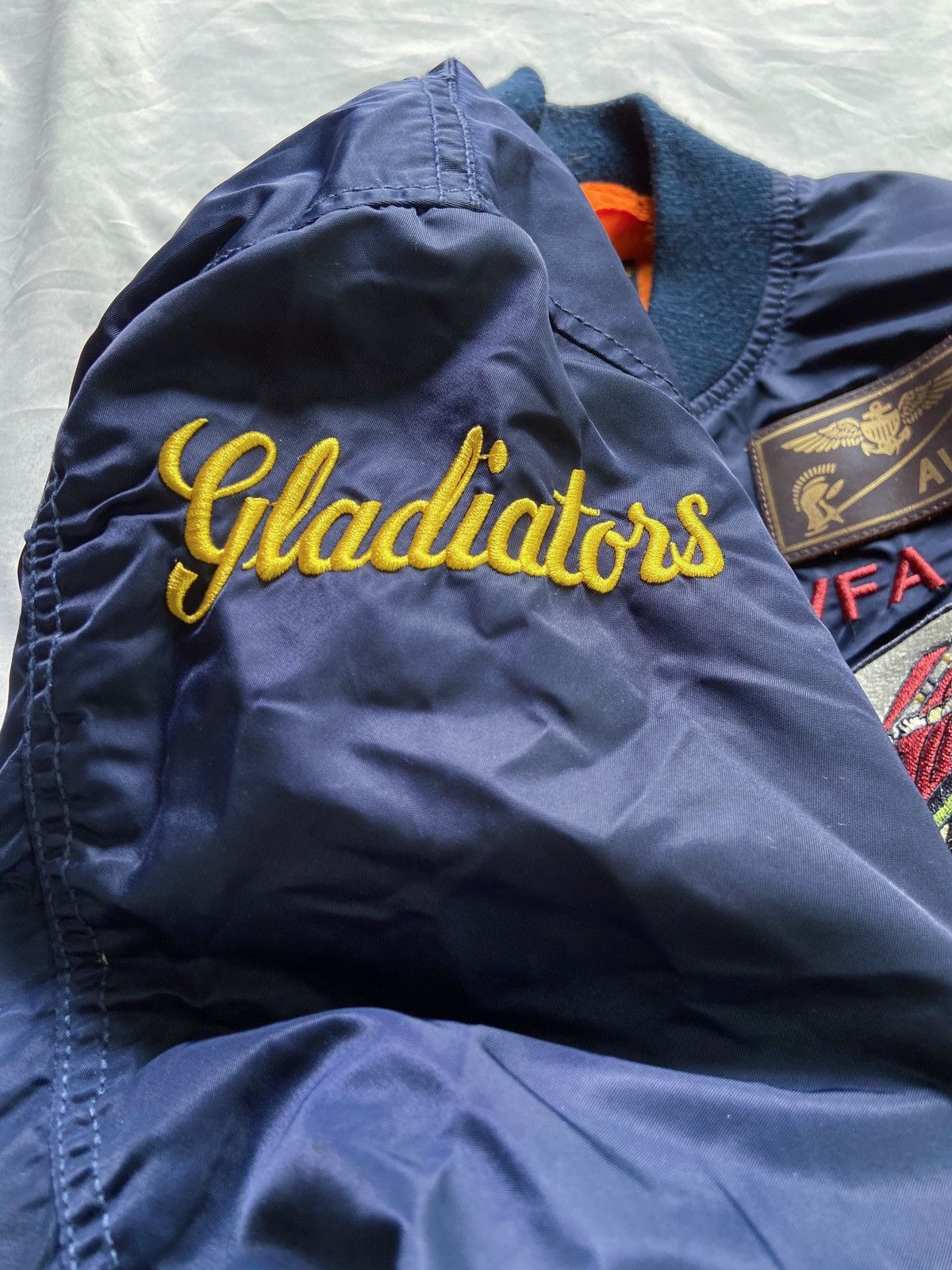 Avirex VINTAGE AVIREX GLADIATORS VFA 106 USN FLIGHT BOMBERS Size US S / EU 44-46 / 1 - 7 Thumbnail