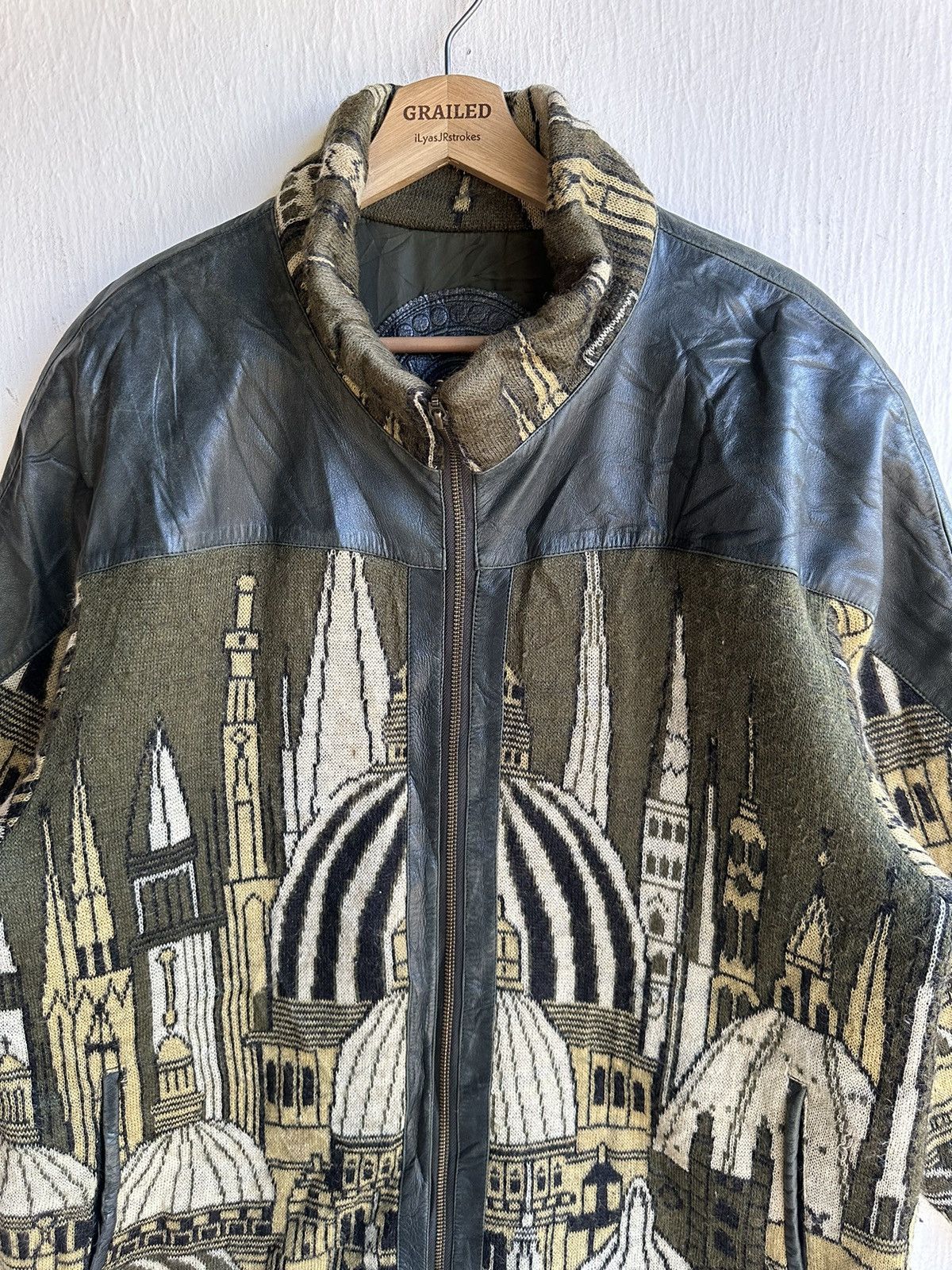 Barque Vintage Baroque embroidery Lamb Skins knit bomber jacket Size US L / EU 52-54 / 3 - 6 Thumbnail