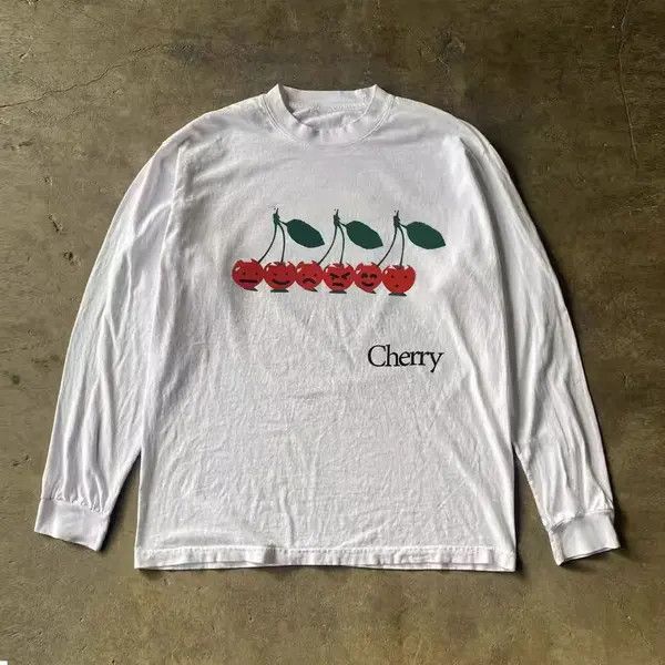 Japanese Brand White street retro cherry print long sleeve t-shirt Size US L / EU 52-54 / 3 - 1 Thumbnail