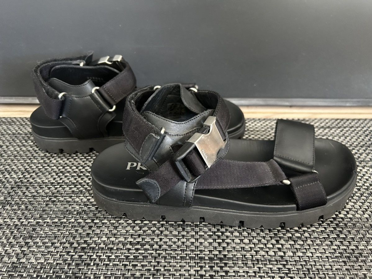 Prada *PRADA* Black Sporty Nylon & Leather Tape Strap Sandals 10 Size US 10 / EU 43 - 8 Thumbnail