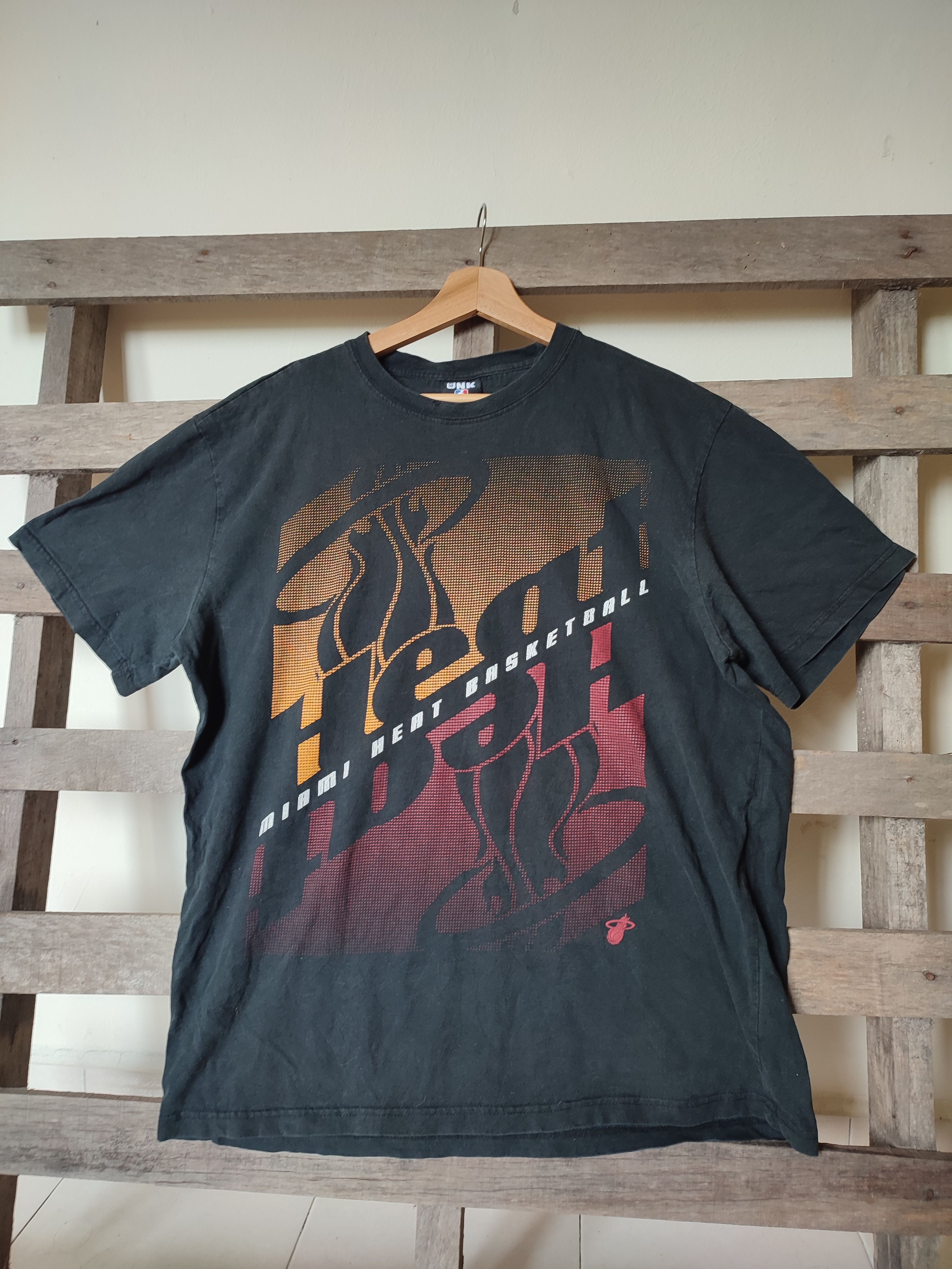 Vintage NBA Miami Heat Basketball Tee