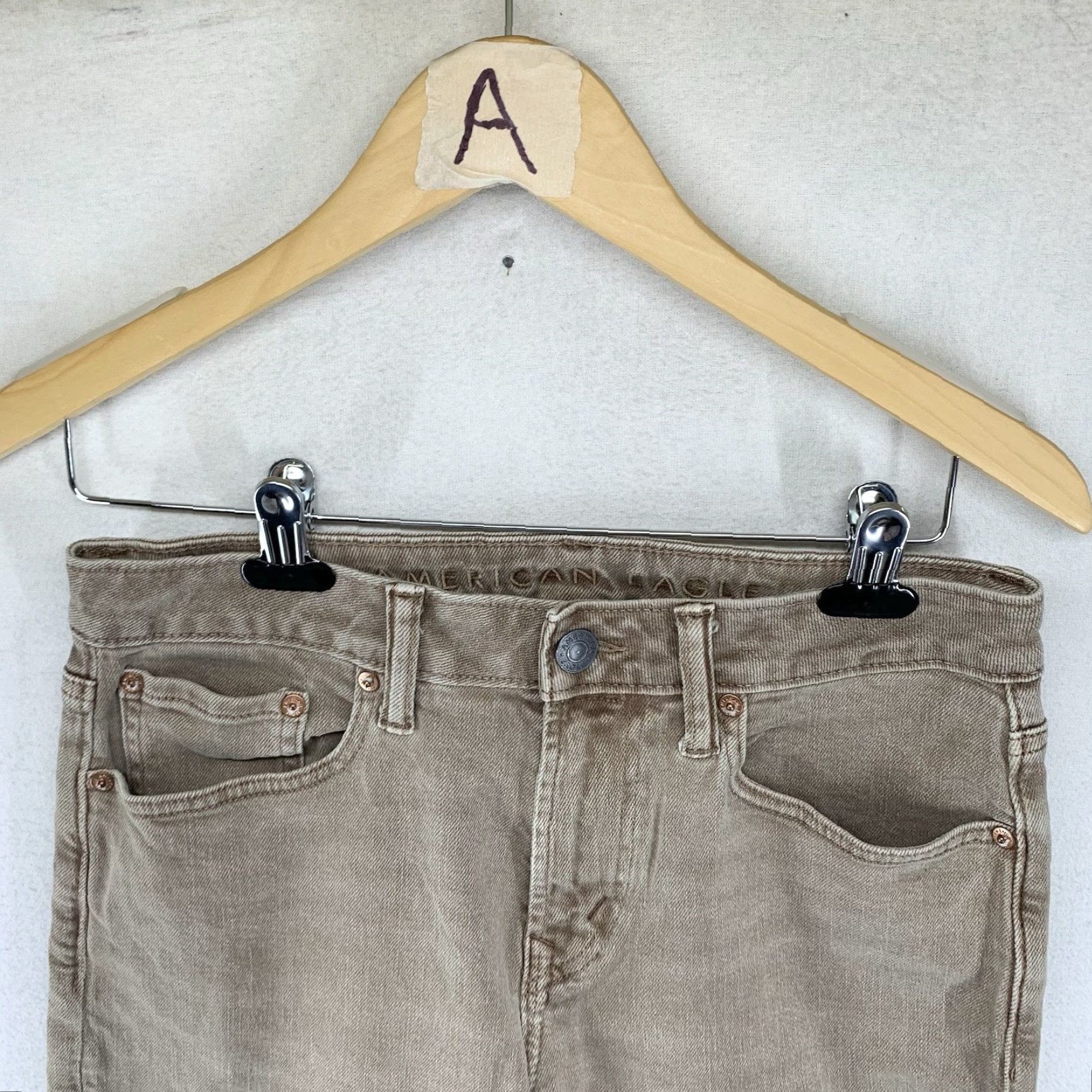 American Eagle Outfitters VINTAGE American Eagle Mens Jeans Straight Fit 29x31 Brown Cotton Blend Athletic Modern Size US 29 - 6 Thumbnail