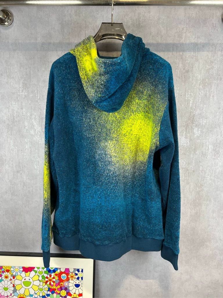 Louis Vuitton Louis Vuitton size 4l Tie-dyed gradient embroidered LOGO zi Size US M / EU 48-50 / 2 - 2 Thumbnail