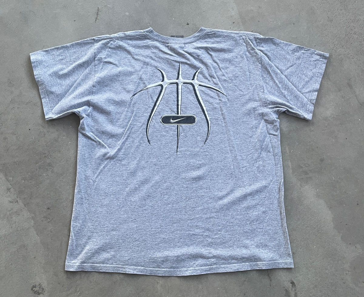Nike × Vintage VINTAGE NIKE BASKETBALL TEE Size US L / EU 52-54 / 3 - 1 Thumbnail