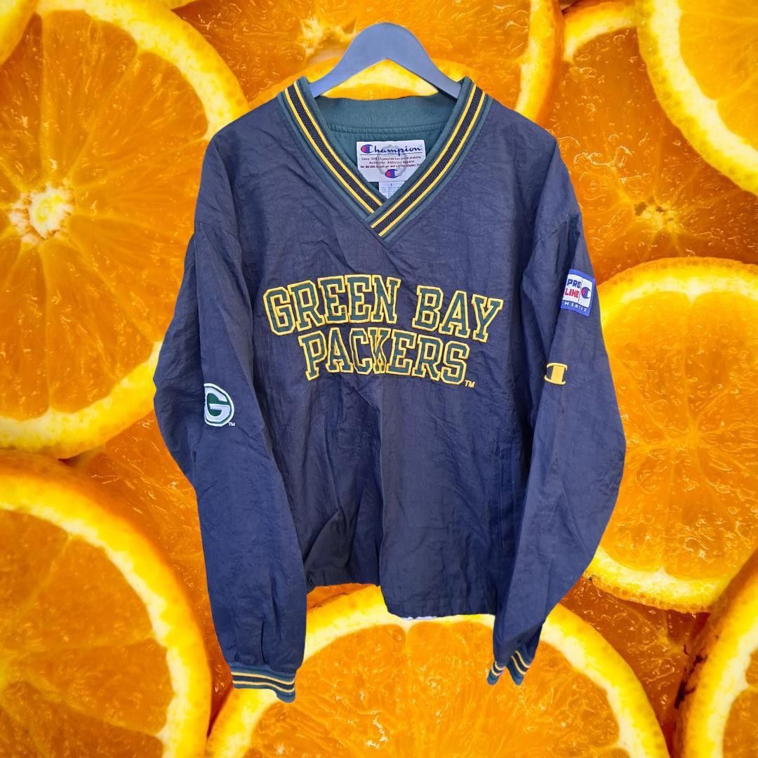 Champion Vintage Champion Green Bay Packers V Neck Windbreaker Size L Size US L / EU 52-54 / 3 - 1 Thumbnail