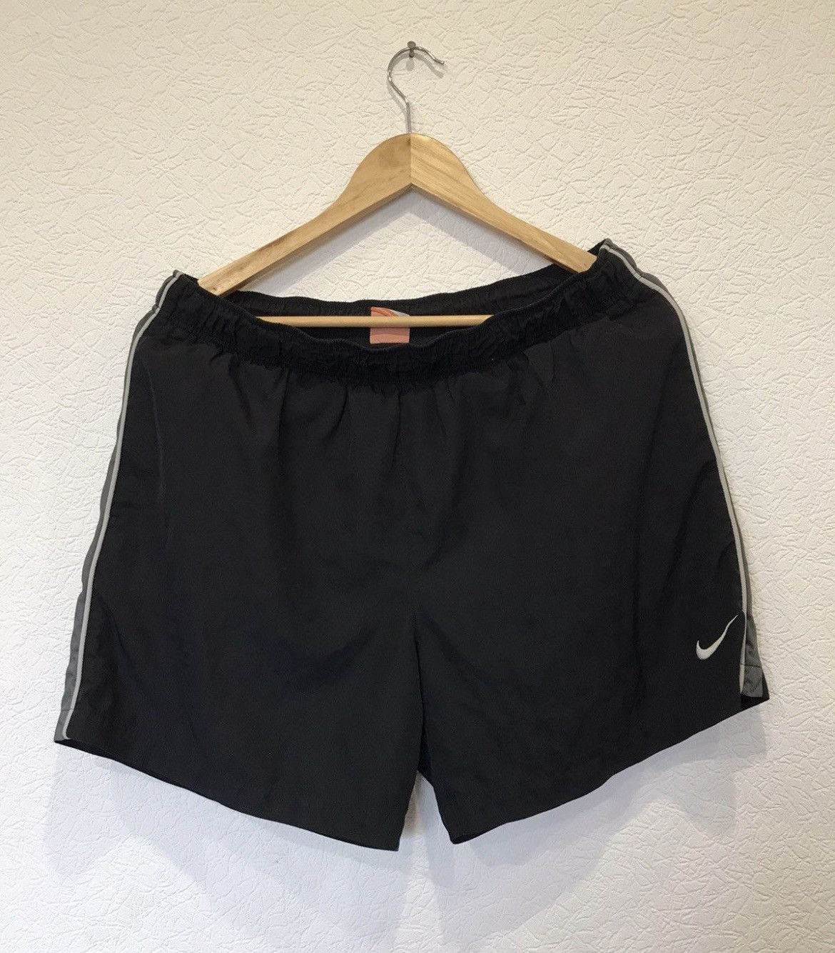Nike Vintage Nike Black Shorts Size US 36 / EU 52 - 1 Thumbnail