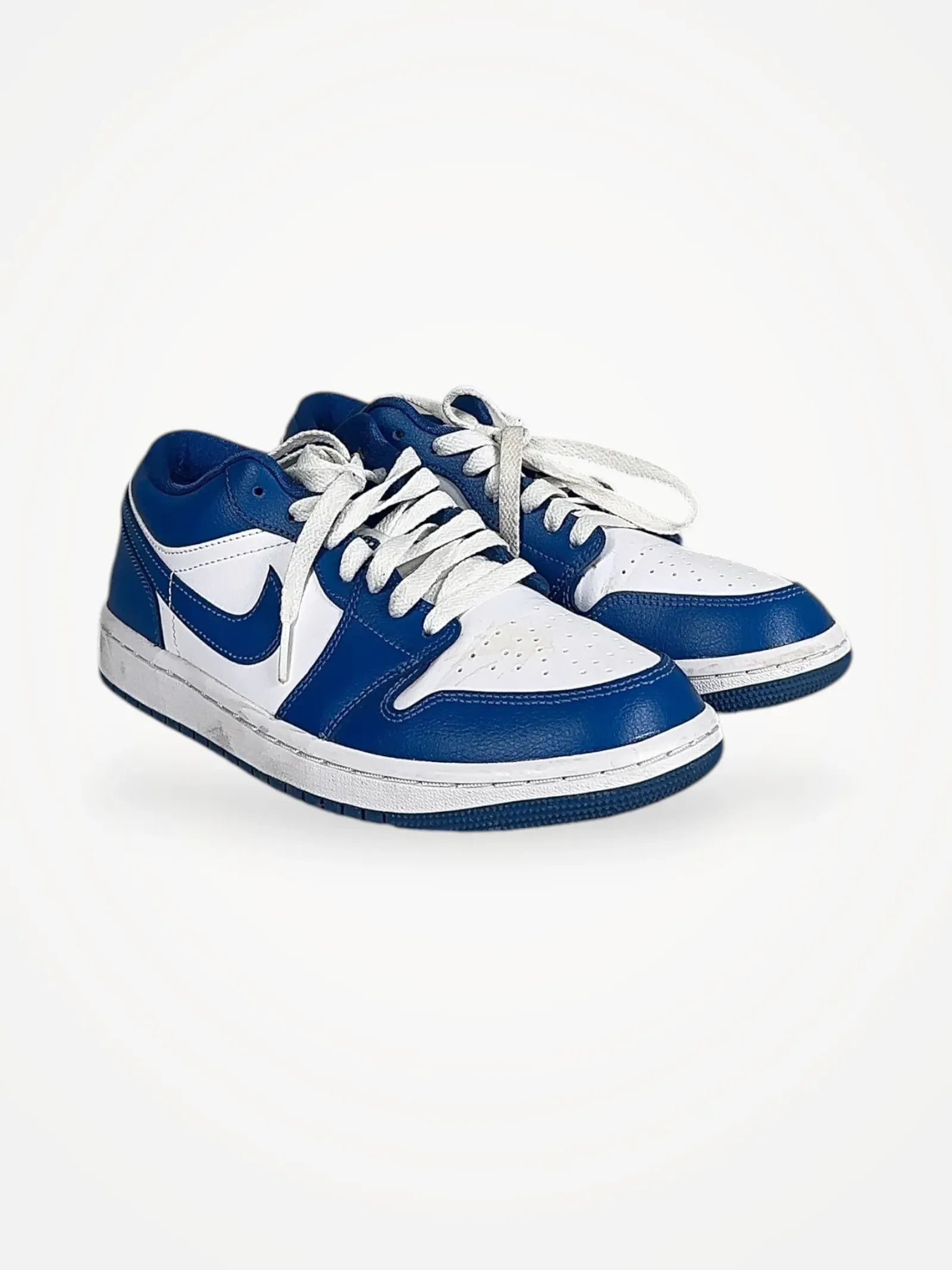 Nike Nike Sneakers Size US 10 / IT 40 - 1 Thumbnail