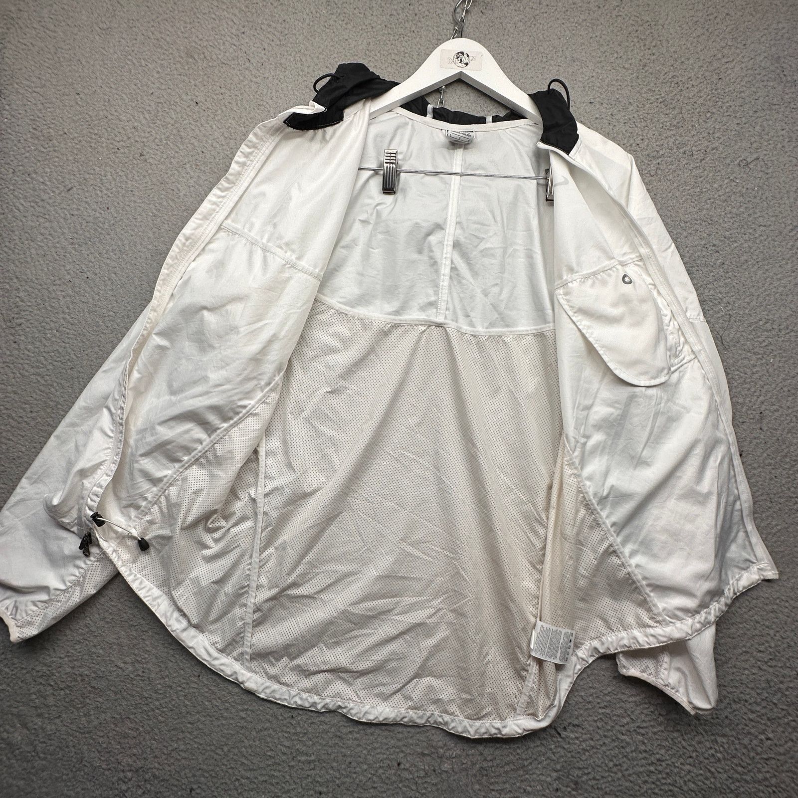 Nike Nike Windbreaker Hooded Black White Mesh Lined Jacket Large Size US L / EU 52-54 / 3 - 15 Thumbnail