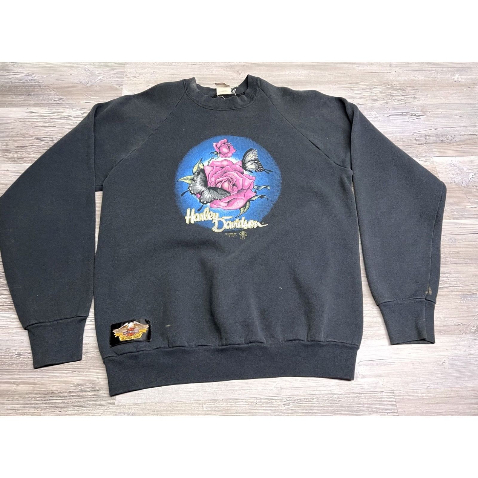 Harley Davidson VINTAGE Harley Davidson Hoodie 3D Emblem Rose Butterfly Sweatshirt Black L Mens Womens Unisex Adults 80s Dayton Bike Week Graphic Print Size US L / EU 52-54 / 3 - 2 Thumbnail