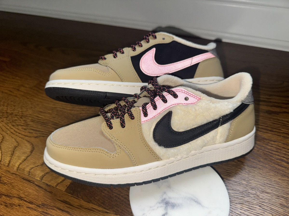 Jordan Brand Women’s 6.5W Jordan 1 Low Utility Pack Fleece OG Parachute Size US 6.5 / IT 36.5 - 7 Thumbnail