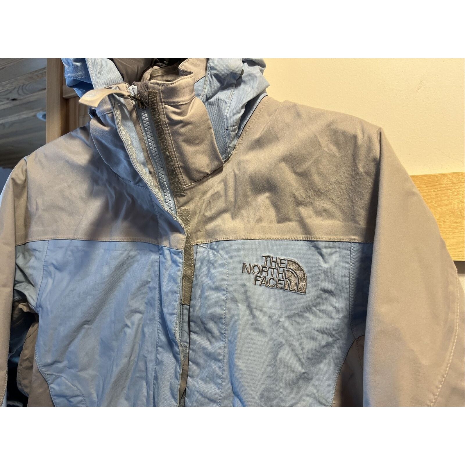 The North Face The North Face Women’s S Light Blue Venture LS Hooded Coat Size S / US 4 / IT 40 - 12 Thumbnail