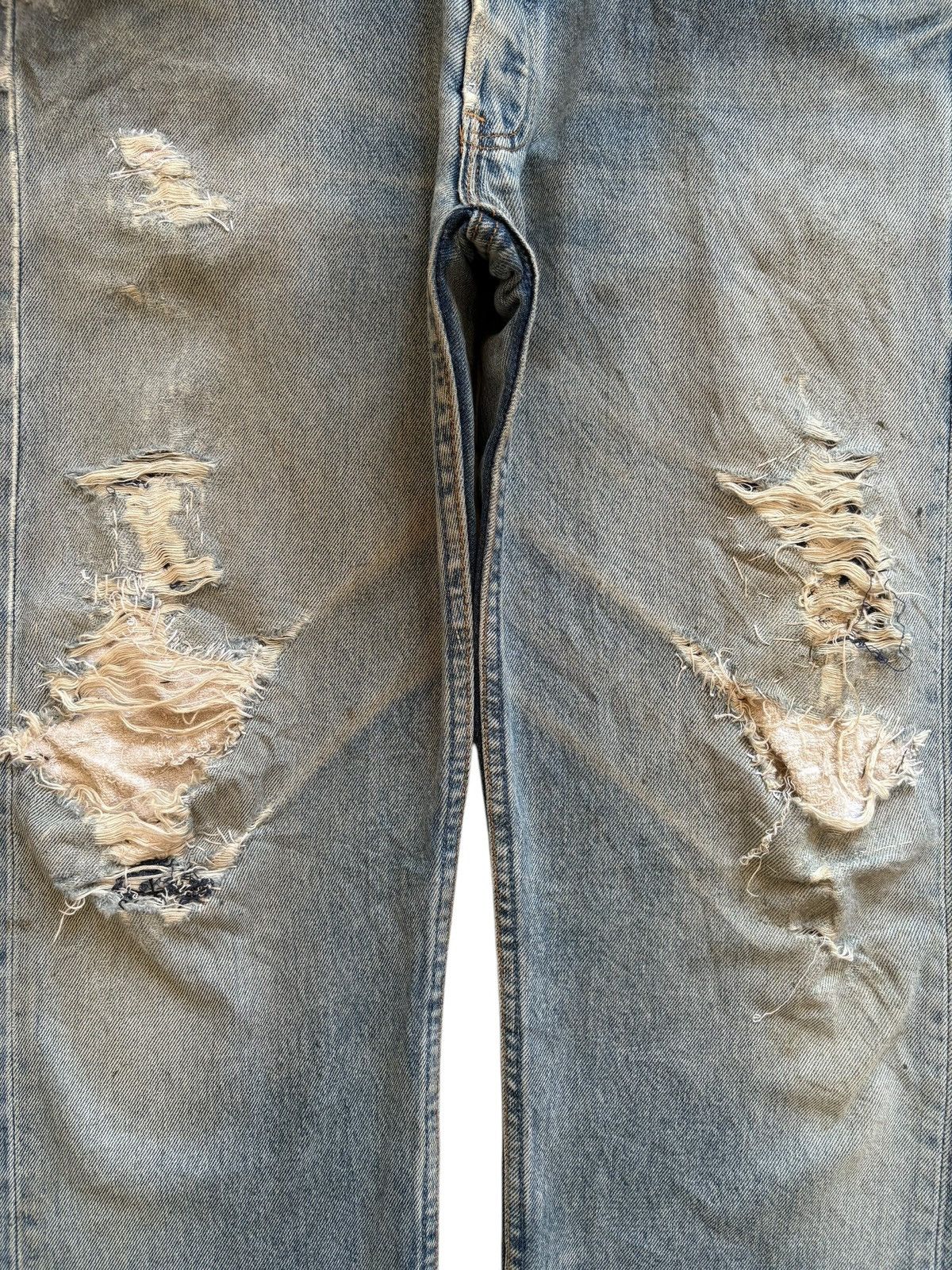 Levi's Vintage 90s Levis 501 Mud Wash Distress Ripped Loose Jeans Size US 33 - 5 Thumbnail