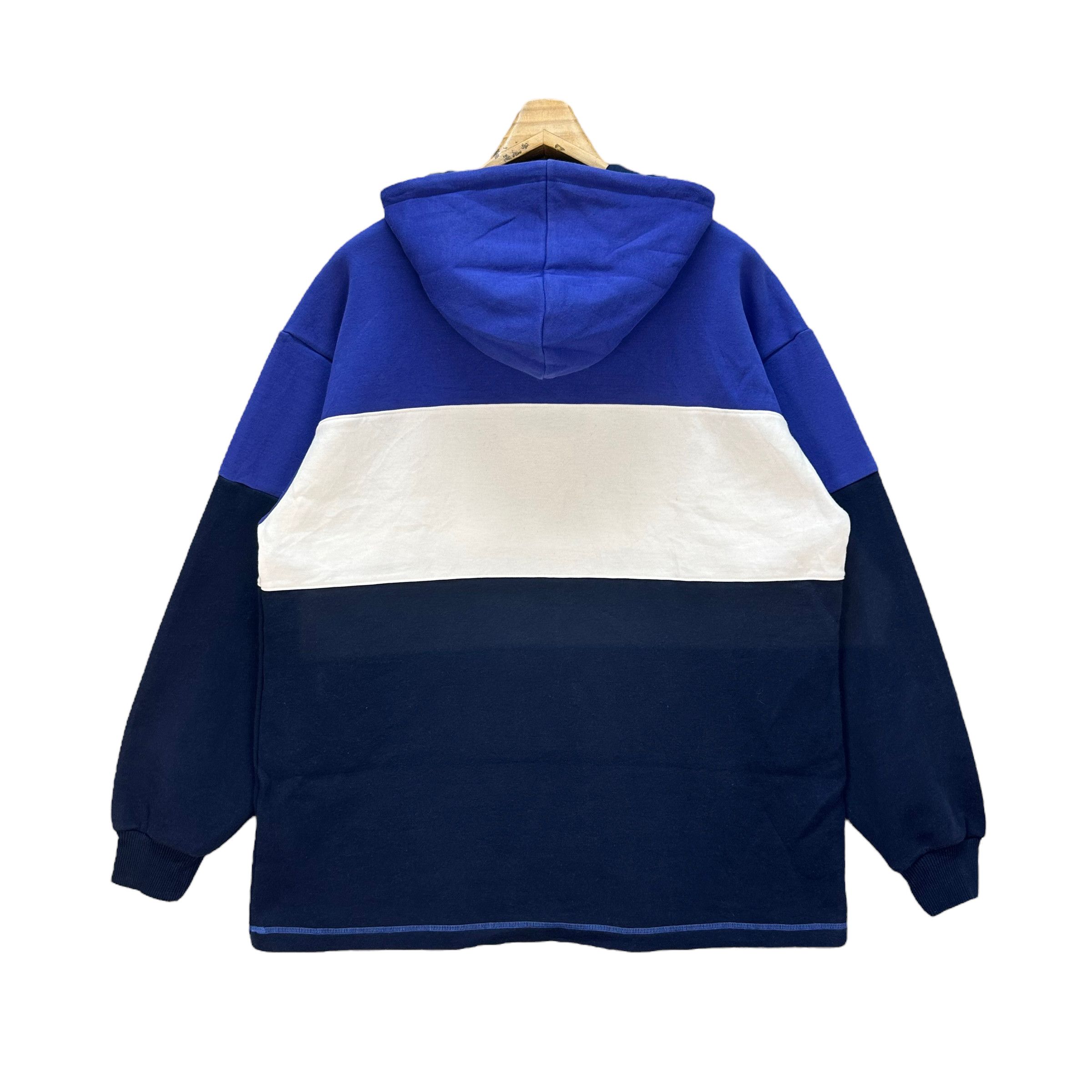 Champion Champion Embroidery Big Logo Pullover Hoodies #8491-011 Size US L / EU 52-54 / 3 - 8 Thumbnail