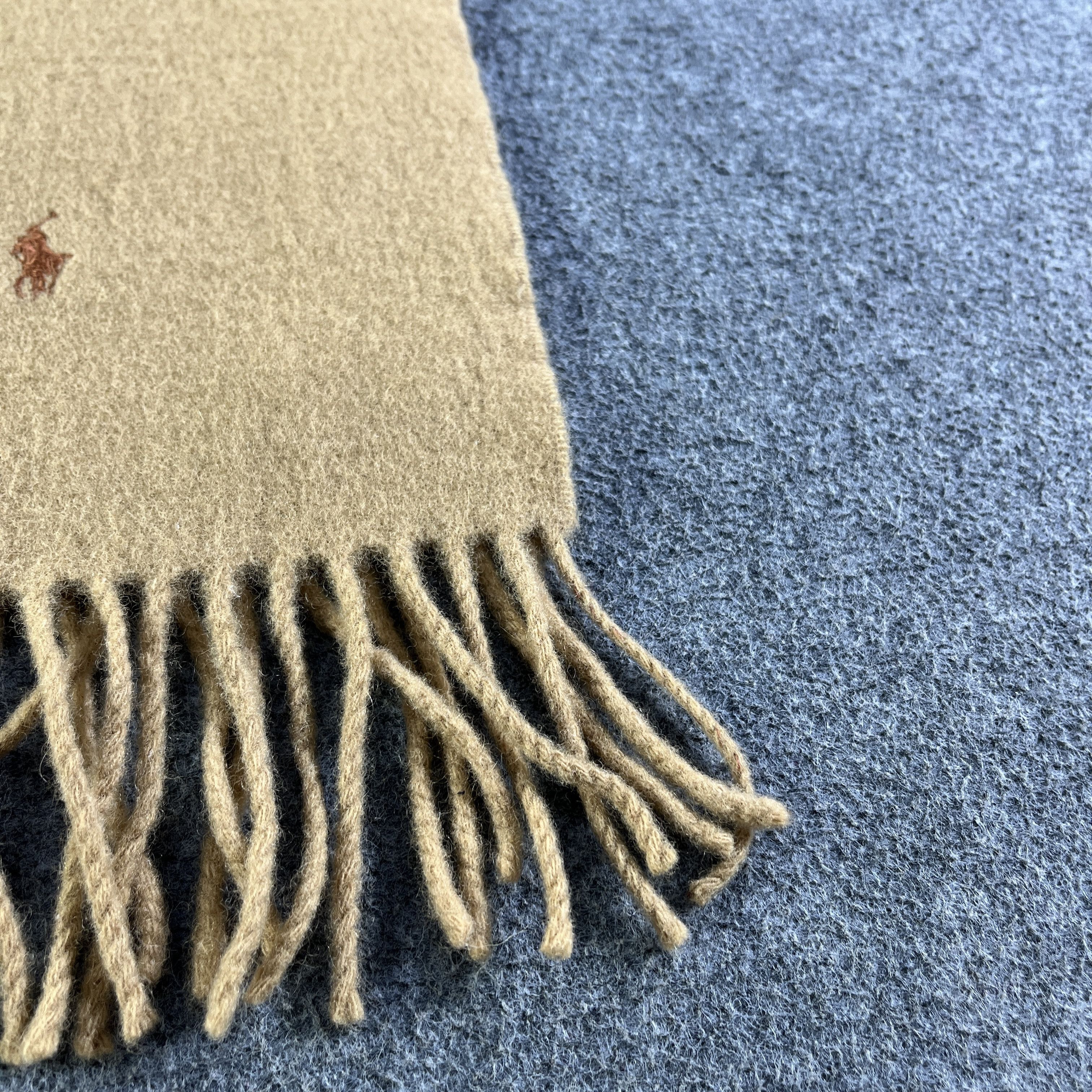 Ralph Lauren Scarf / Muffler / Neckwear T802