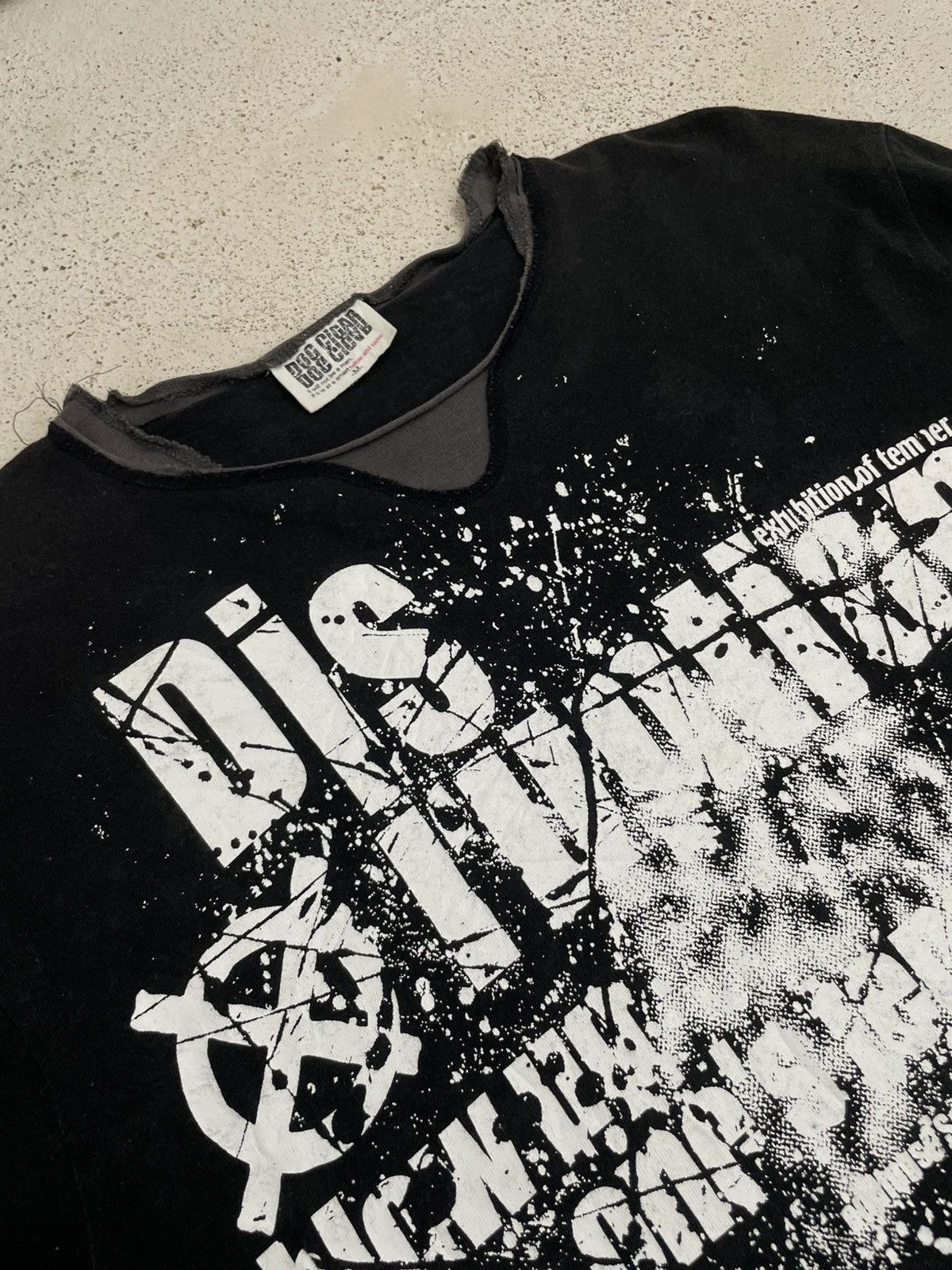 Japanese Brand Faded Dog Cigar Disruption Y2K Wording Layered Tee Size US M / EU 48-50 / 2 - 7 Thumbnail