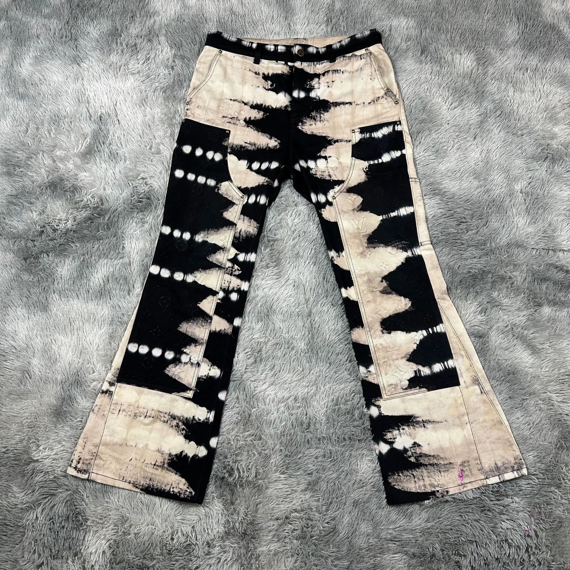 Louis Vuitton Louis Vuitton Pants Casual Designer Size US S / EU 44-46 / 1 - 1 Thumbnail