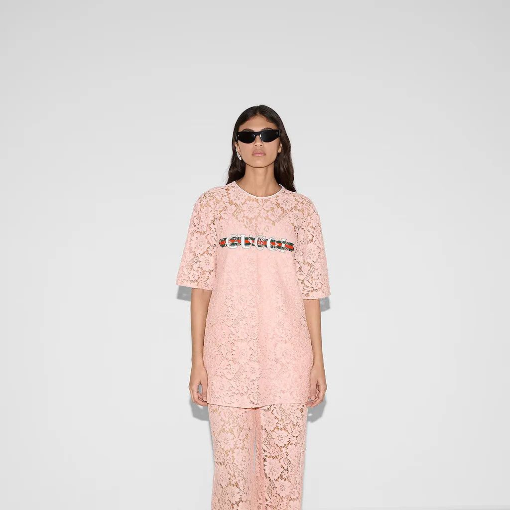 Gucci o1B3y1r0526 Floral Lace Short Sleeve T-Shirt in Pink Size S / US 4 / IT 40 - 6 Thumbnail