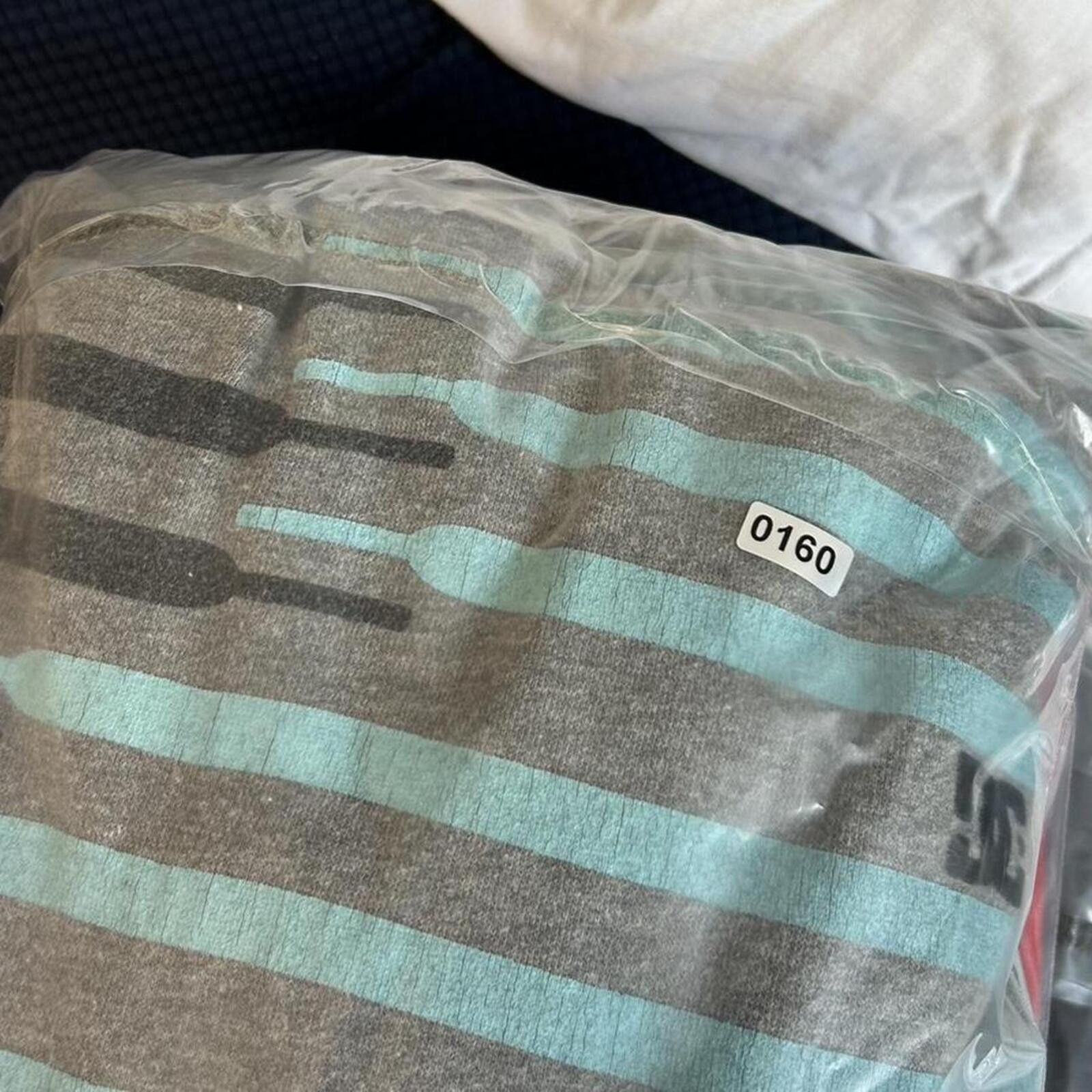 Other Vintage y2k DC Shoes Graphic Hoodie Sweatshirt size XL Size US XL / EU 56 / 4 - 7 Thumbnail