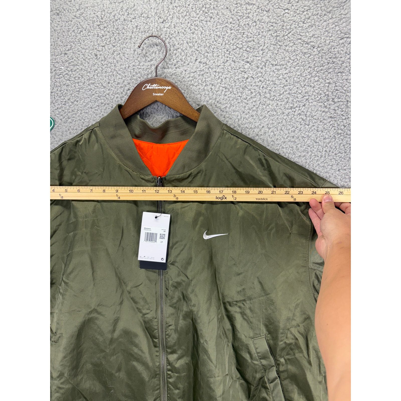 Nike Nike Reversible Bomber Jacket Womens Size 3X Fit Mens XL Size 3XL / US 20-22 - 4 Thumbnail