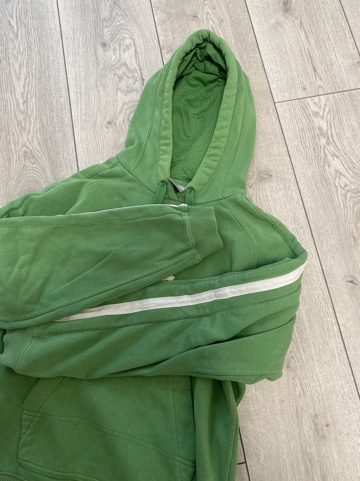 Nike × Vintage Hoodie Nike Vintage Big Central Logo Streetwear Outdoor 90s Size US S / EU 44-46 / 1 - 6 Thumbnail