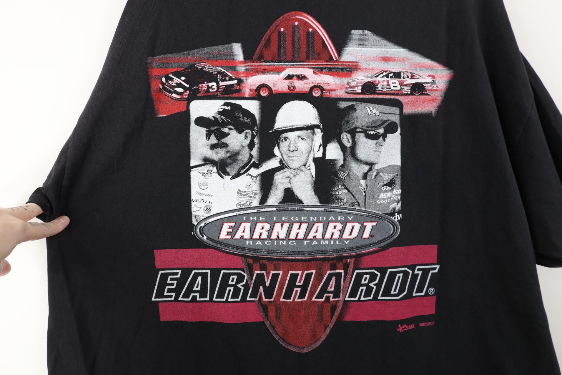 Vintage Vintage NASCAR Earnhardt Racing Family Short Sleeve T-Shirt Size US L / EU 52-54 / 3 - 10 Thumbnail