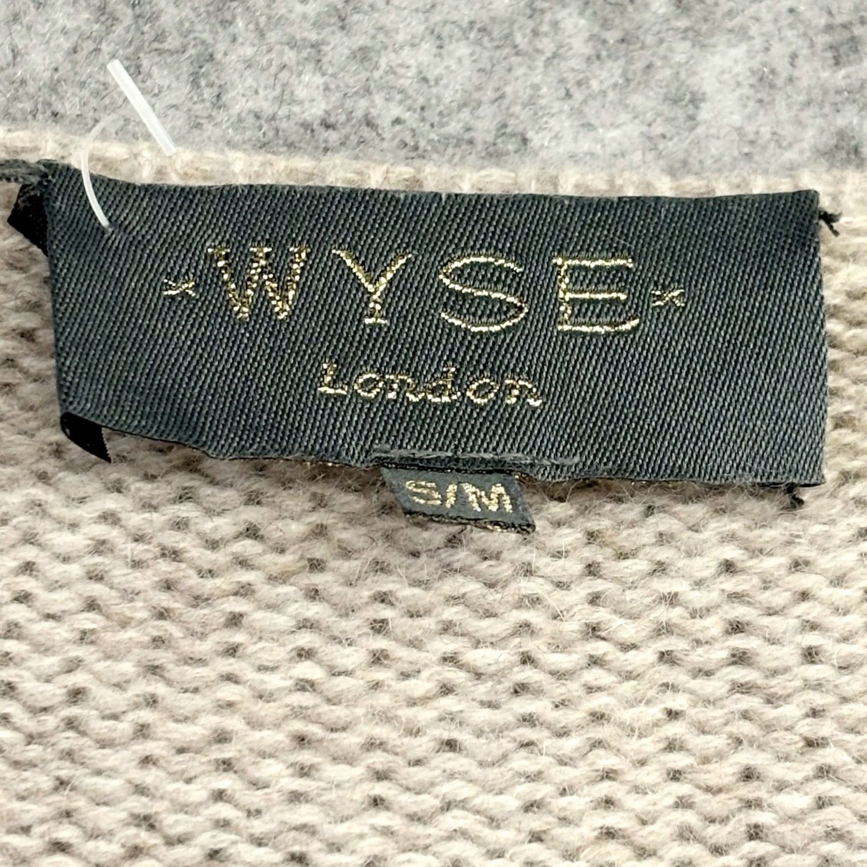 Vintage Wyse London Pullover Womens S/M jumper wool cashmere beige women Damaged See Pics Size S / US 4 / IT 40 - 7 Thumbnail