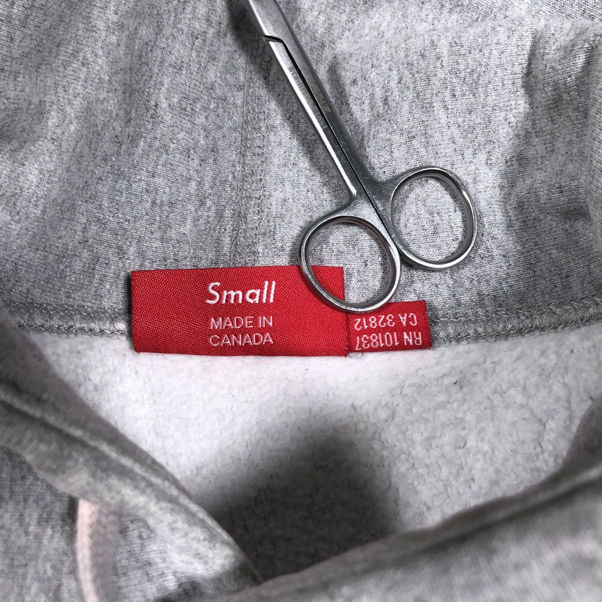 Supreme FW13 Supreme Box Logo Heather Grey Hoodie Size US S / EU 44-46 / 1 - 8 Thumbnail