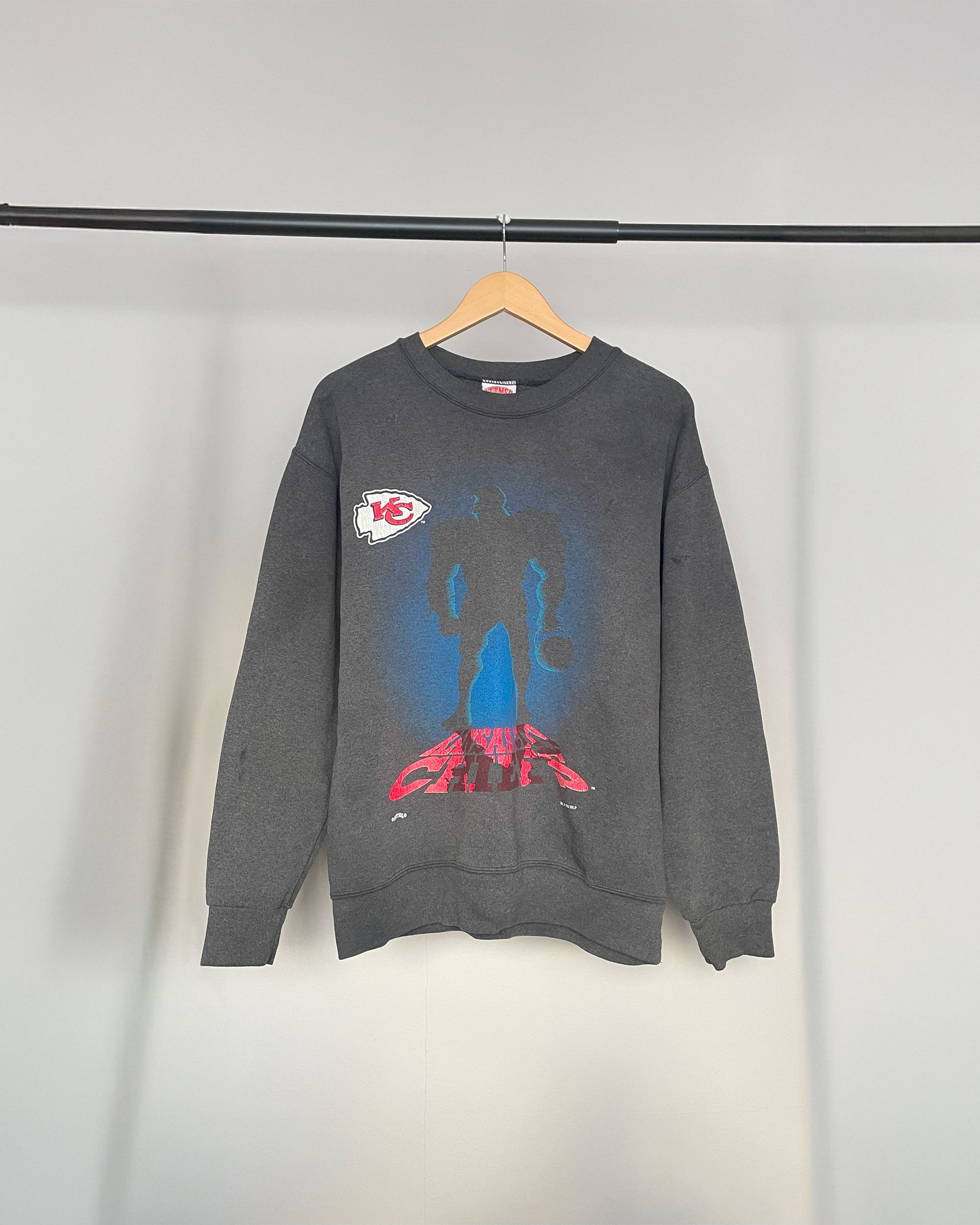 Nutmeg × Vintage 1994 Kansas City Chiefs Sweatshirt Size US M / EU 48-50 / 2 - 1 Thumbnail