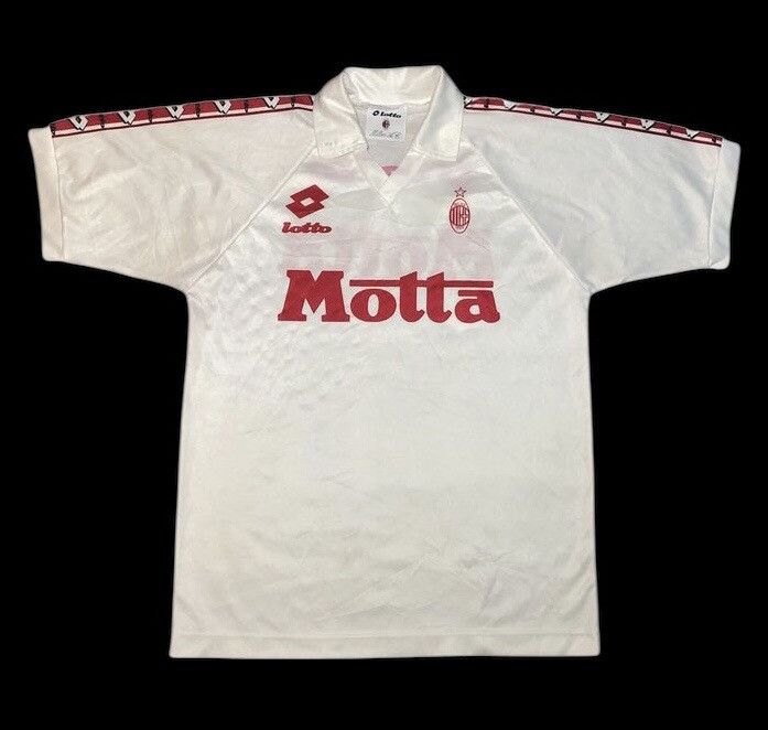 Vintage VTGE 93/94 AC MILAN TRAINING JERSEY Size US M / EU 48-50 / 2 - 1 Thumbnail