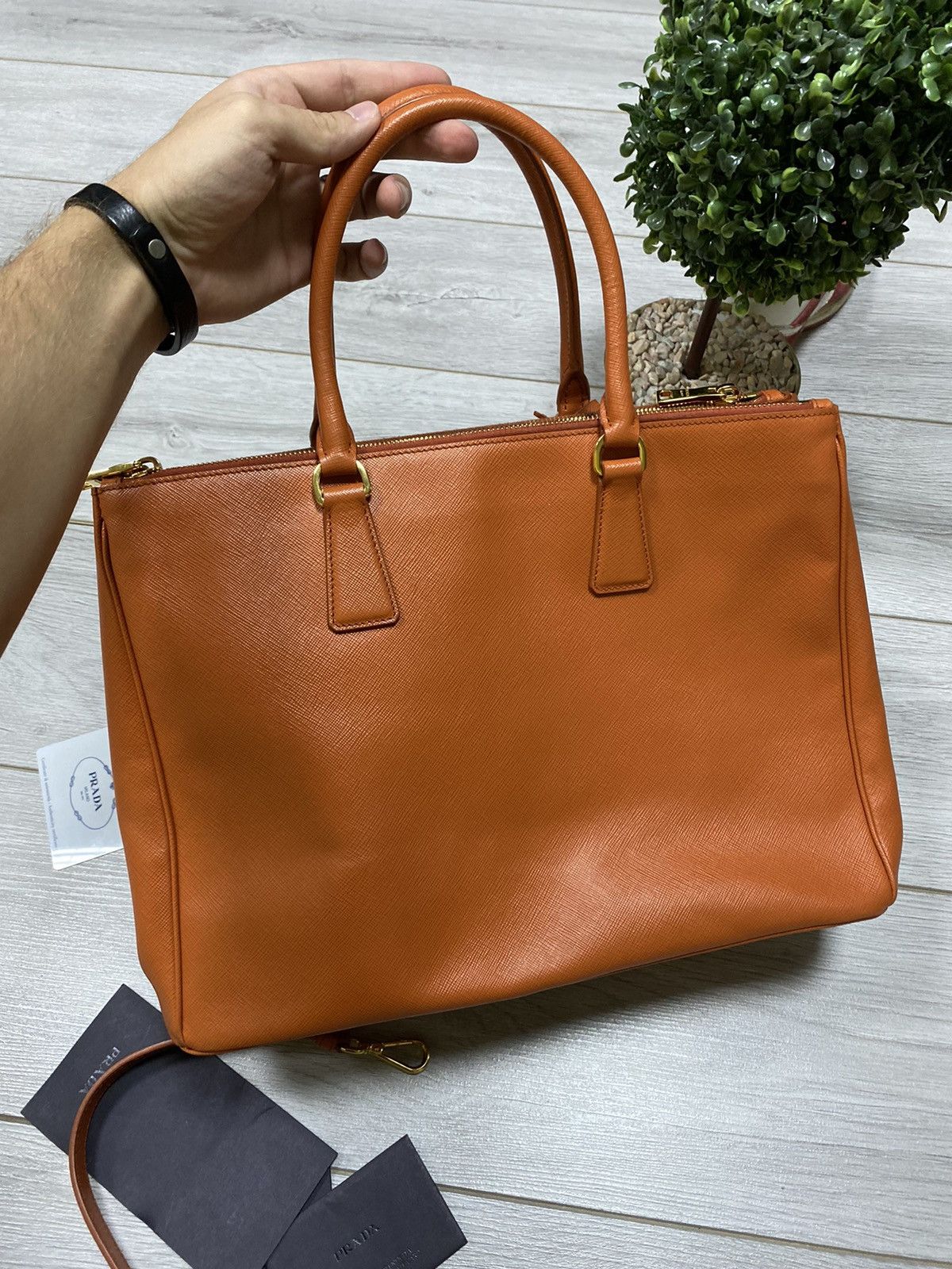 Prada Prada Milano Leather Saffiano selfbridge tote double zip bag Size ONE SIZE - 21 Thumbnail