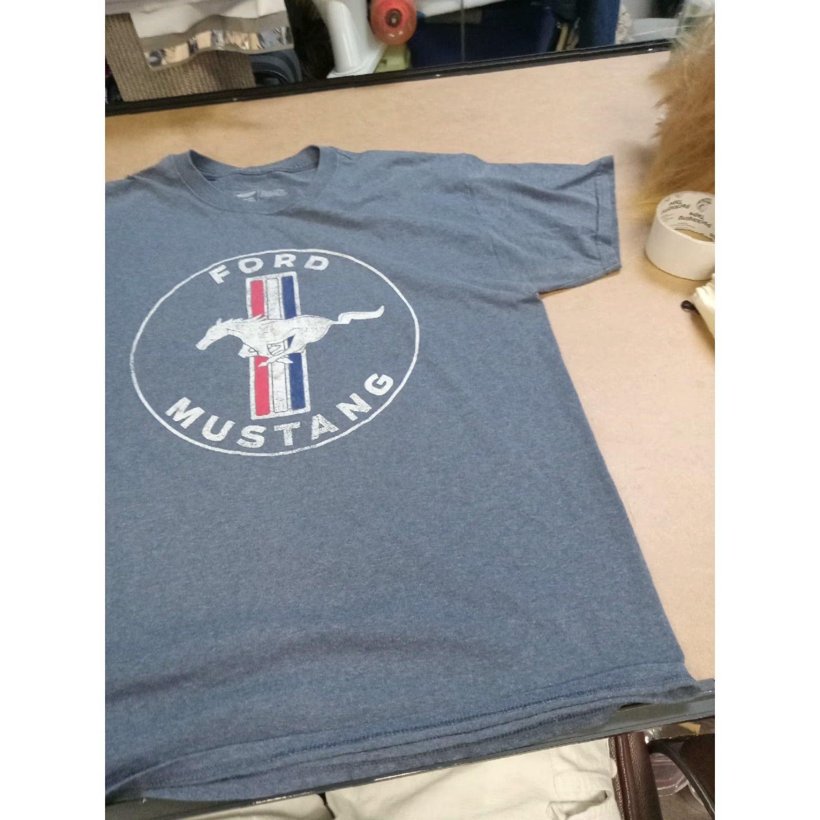 Ford Ford Mustang Official Ford Licensed Product T-Shirt Men L Blue 50/50 42" SS Shirt Size US L / EU 52-54 / 3 - 4 Thumbnail