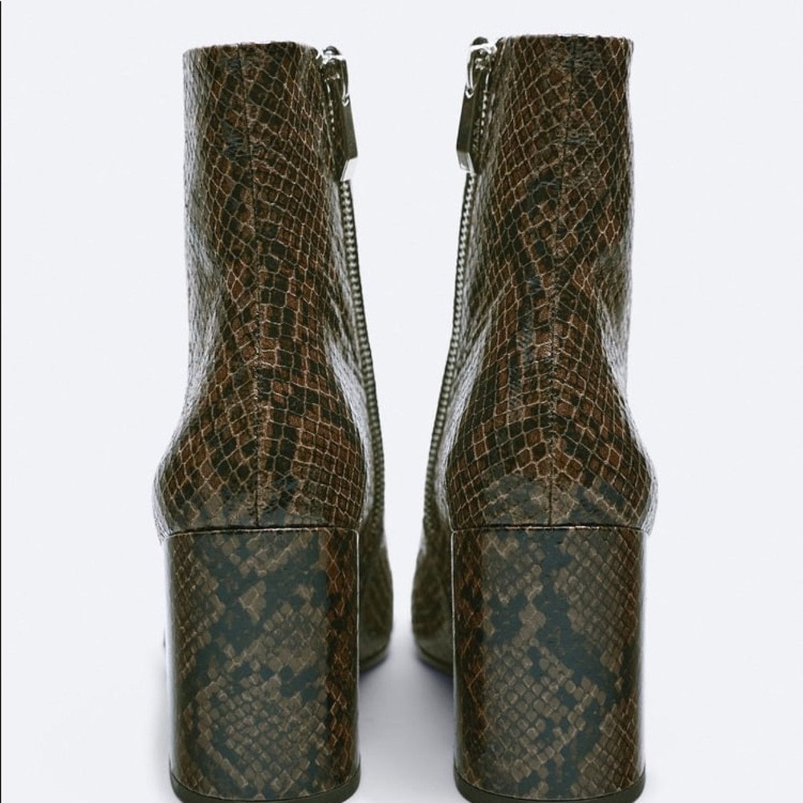 Zara ZARA BLOGGER FAVORITE EMBOSSED WIDE HEELED ANKLE BOOTS SNAKE Size US 6 / IT 36 - 9 Thumbnail